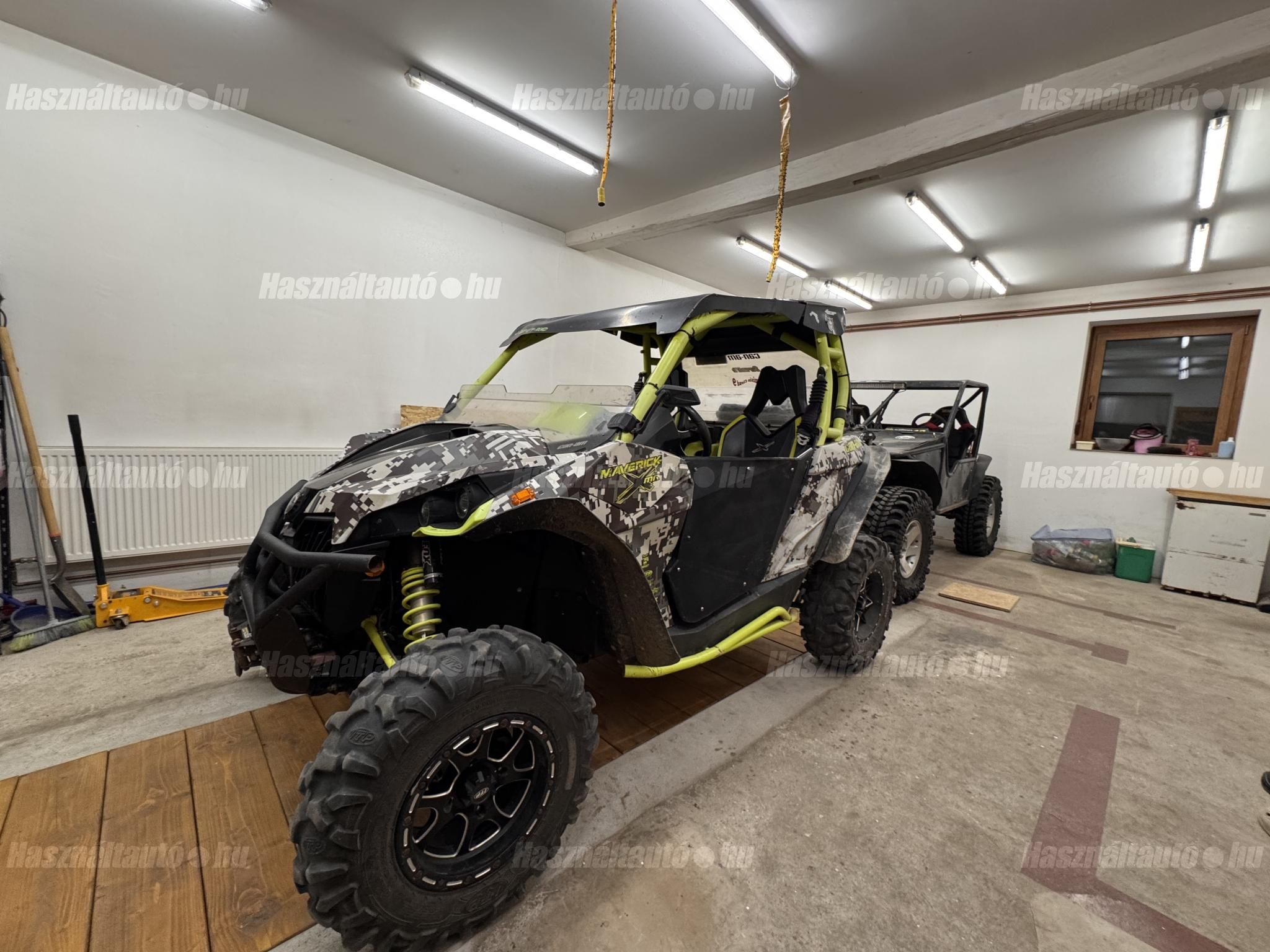 CAN-AM MAVERICK 2016/2 - 1
