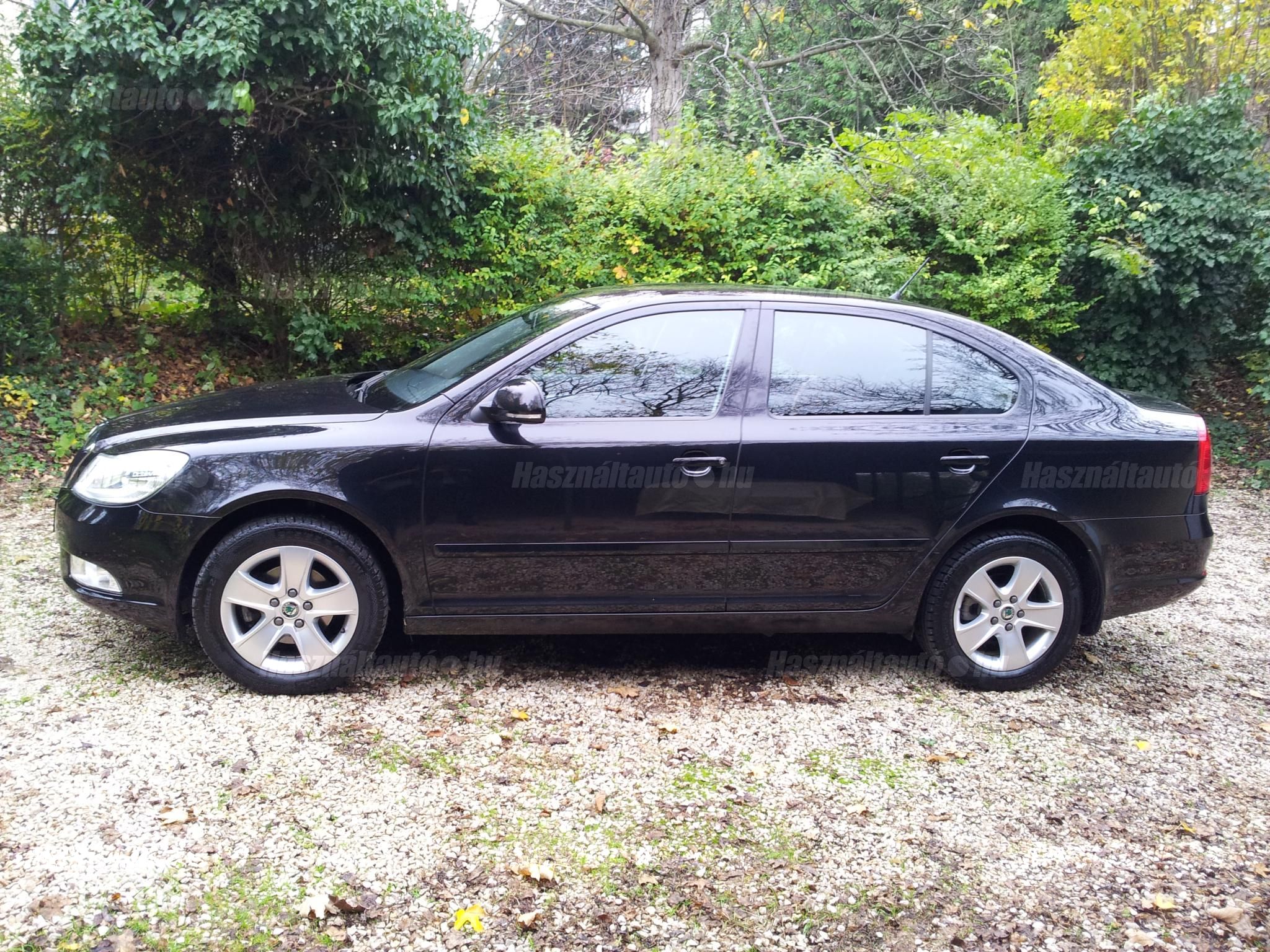 SKODA OCTAVIA 2012/9 - 1