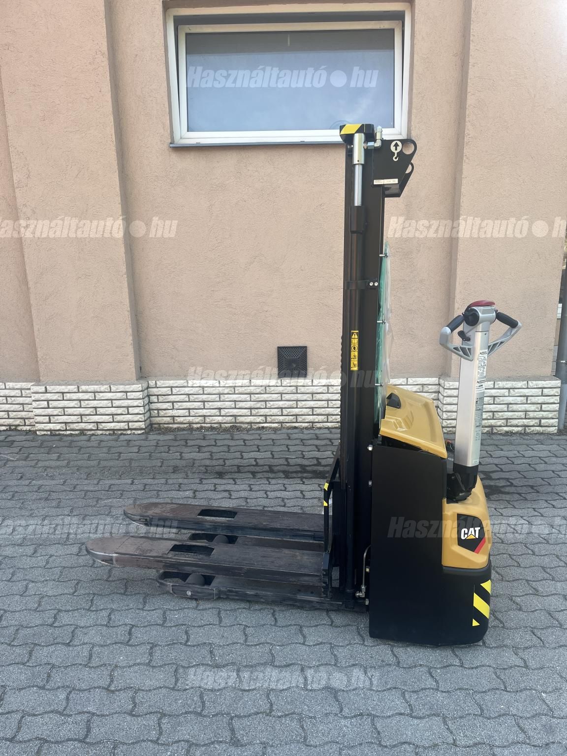 CATERPILLAR 2018/1 - 1