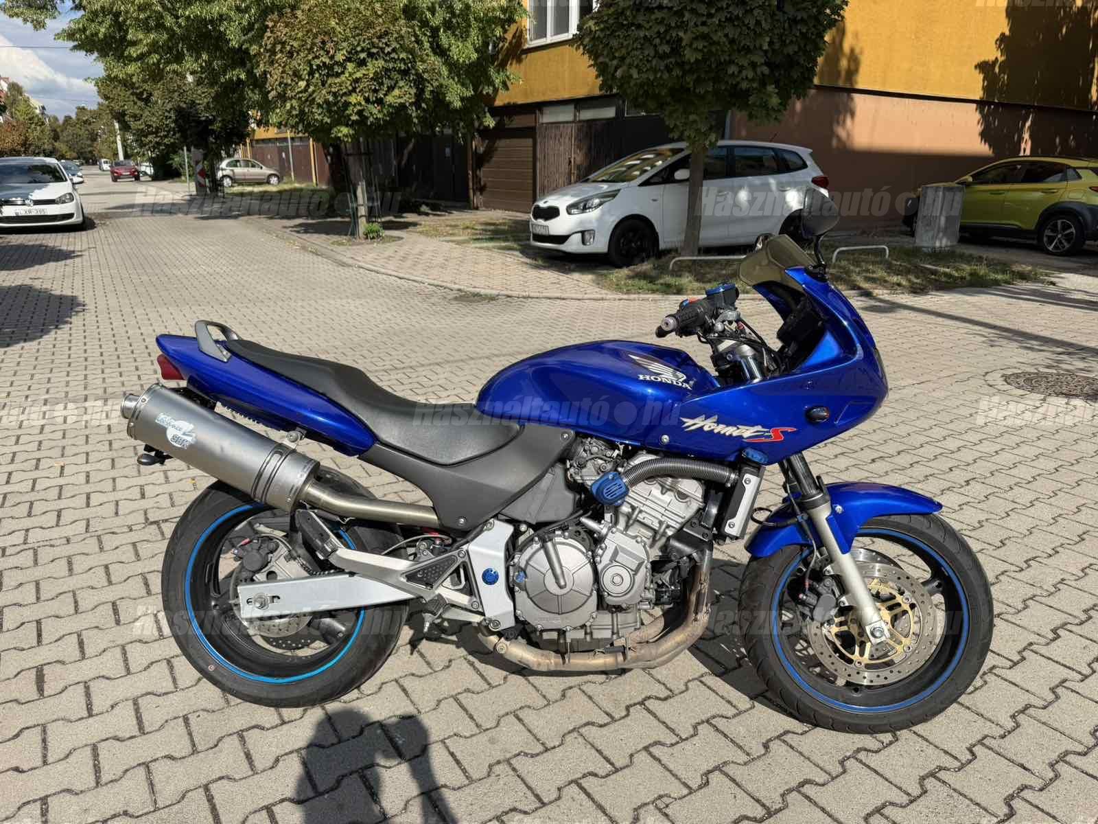HONDA CB 600 F (HORNET) 2004/5 - 1