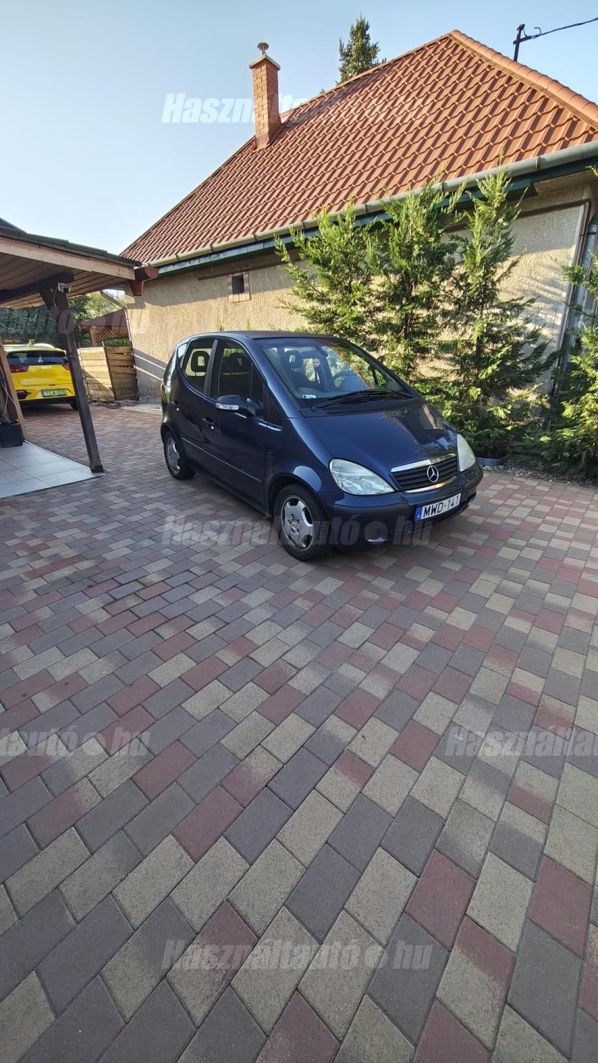 MERCEDES-BENZ A-OSZTÁLY 2003/6 - 1