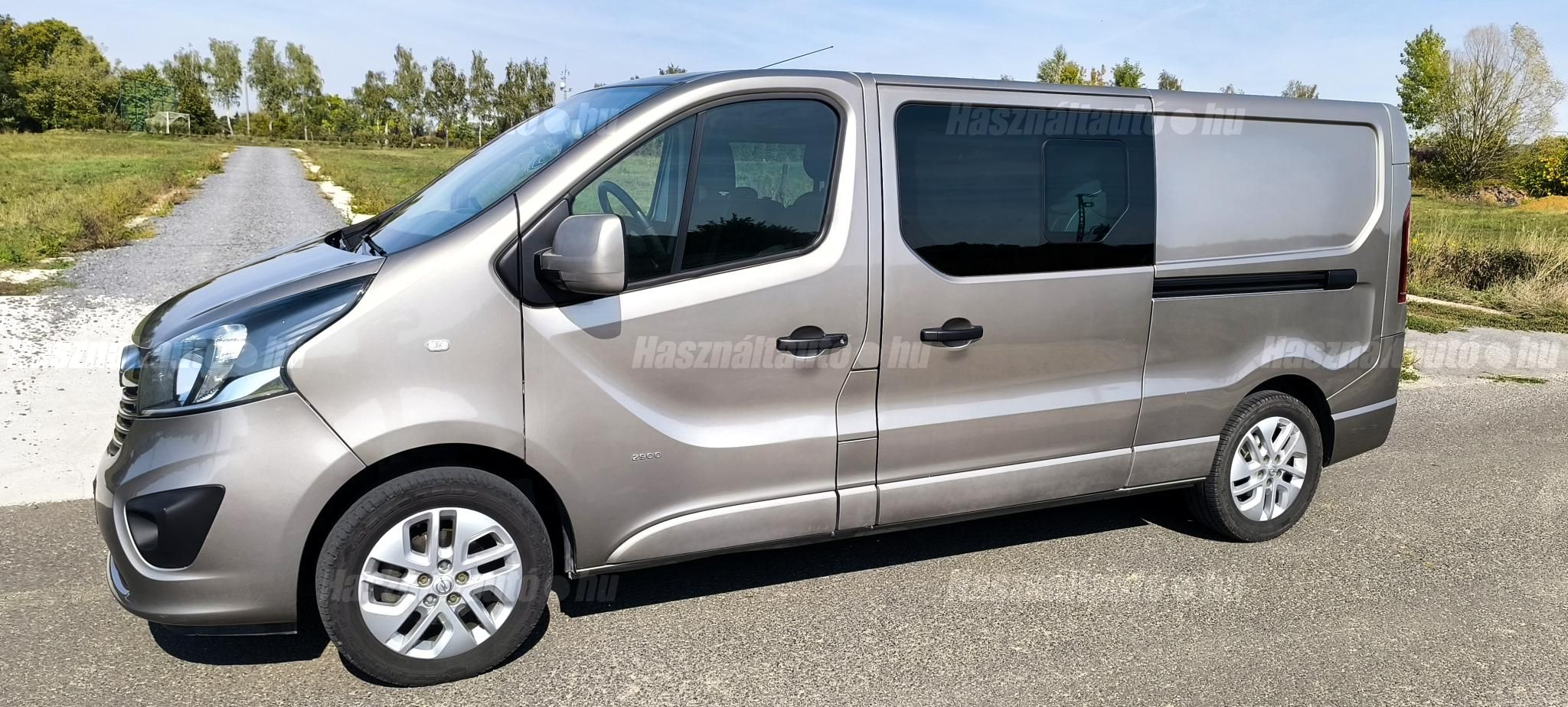 OPEL VIVARO 2017/8 - 1