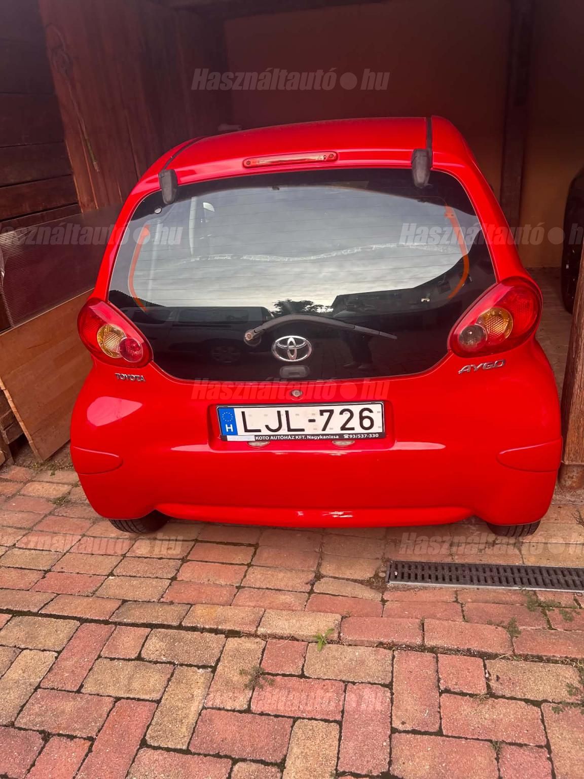 TOYOTA AYGO 2008/4 - 1