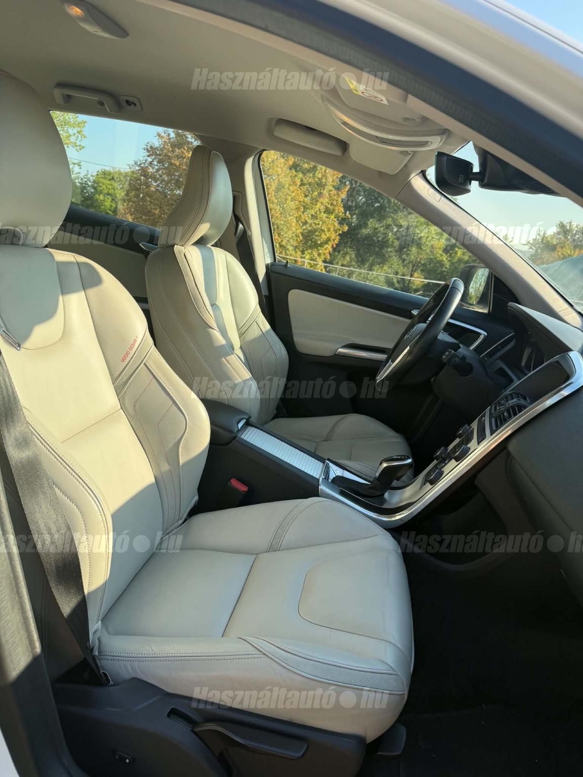 VOLVO XC60 2016/6 - 1