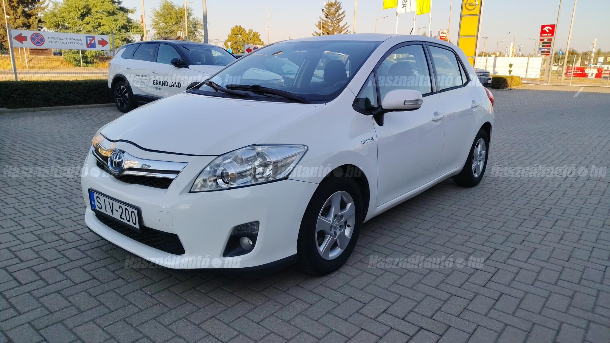 TOYOTA AURIS 2011/1 - 1