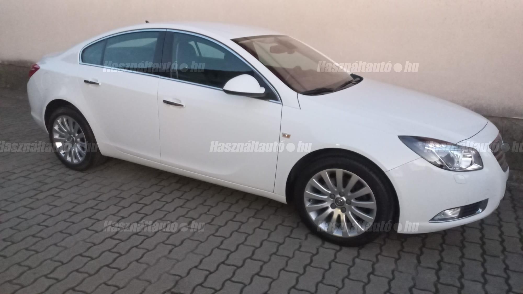 OPEL INSIGNIA 2011/2 - 1