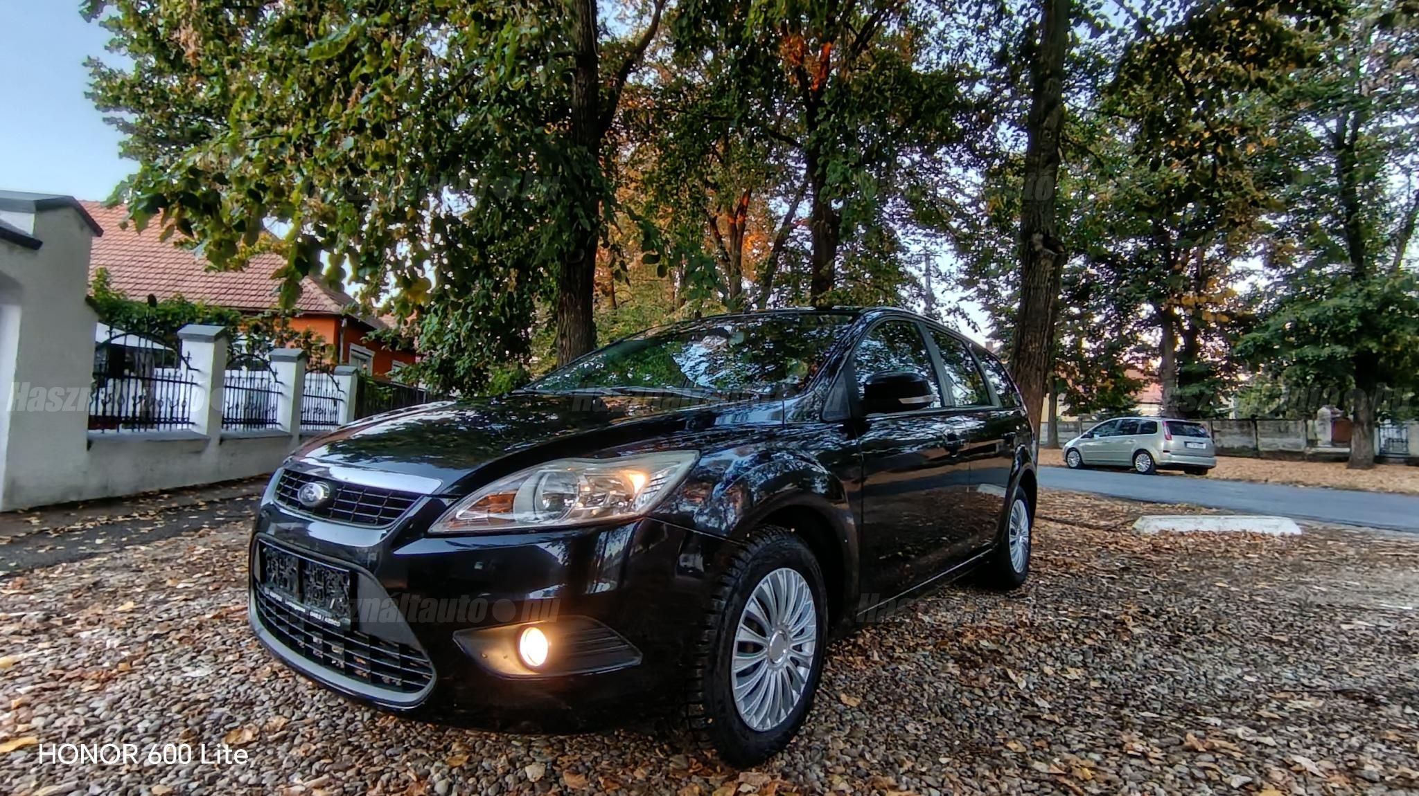 FORD FOCUS 2009/10 - 1