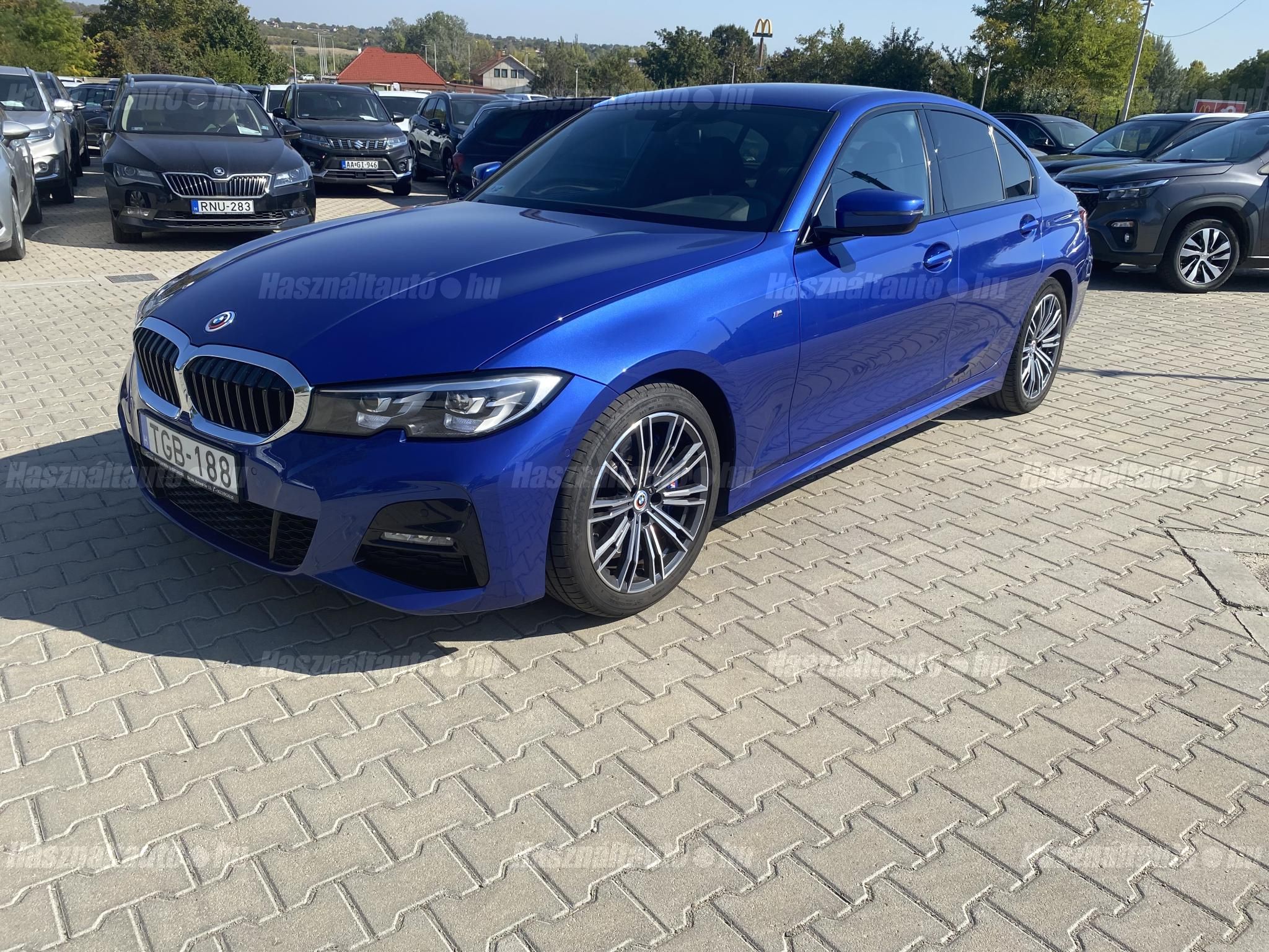BMW 320 2022/5 - 1
