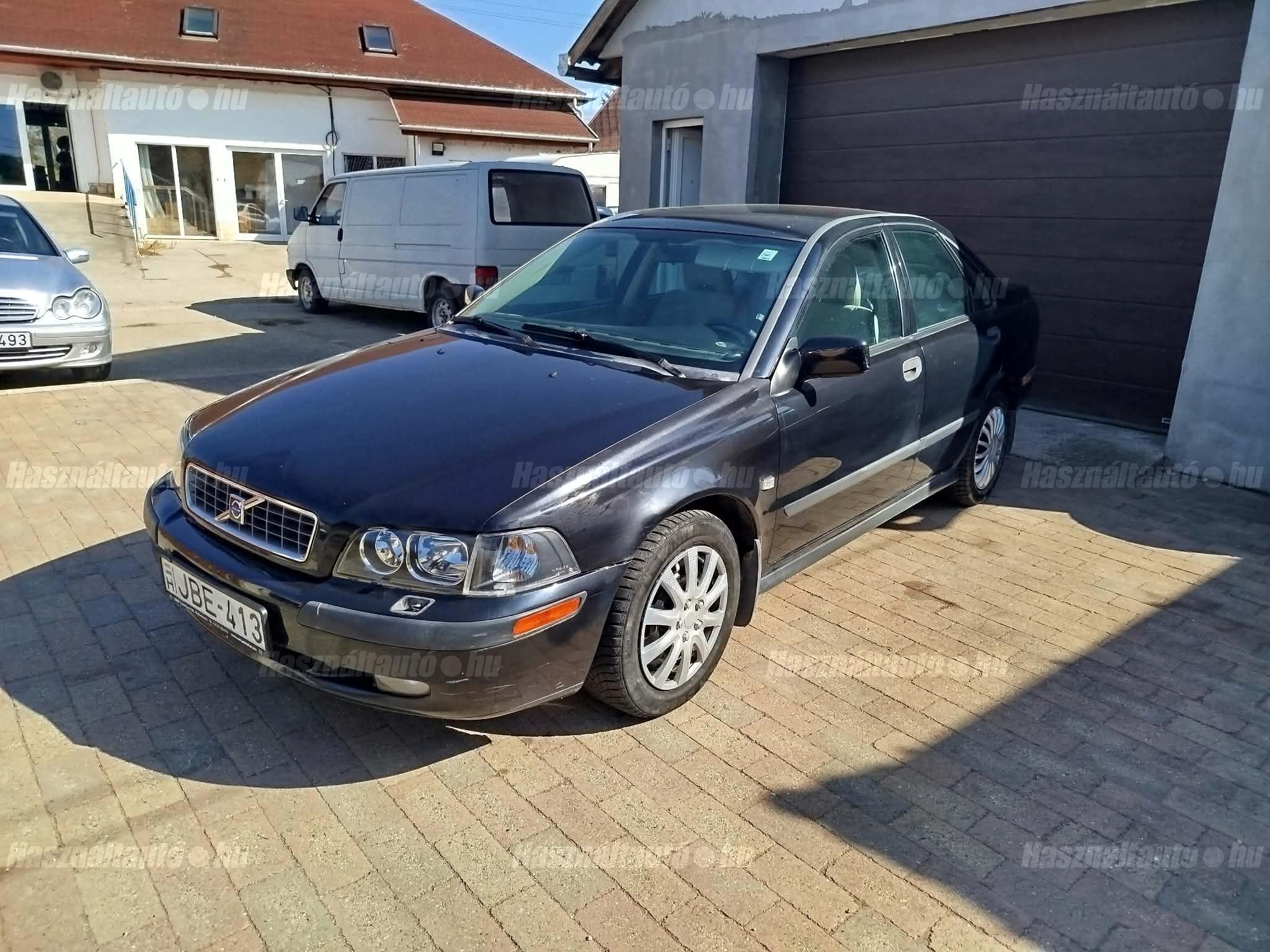 VOLVO S40 2004/3 - 1