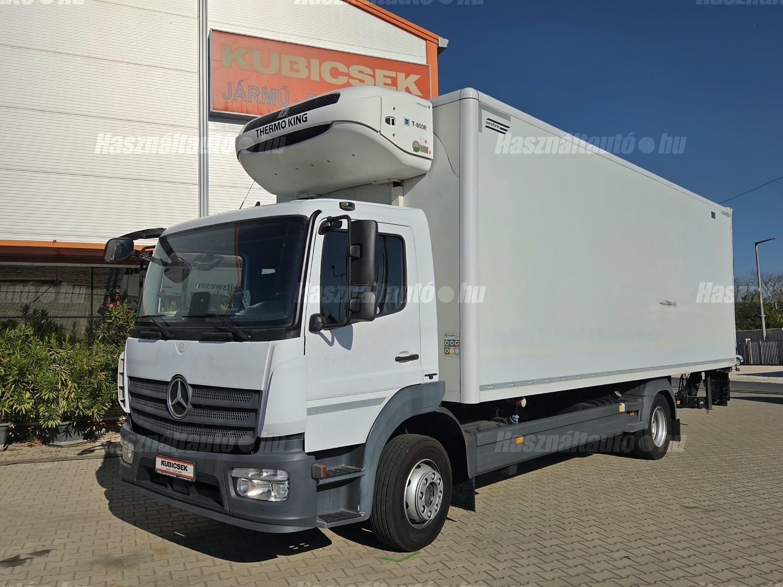 MERCEDES-BENZ 2018/4 - 1
