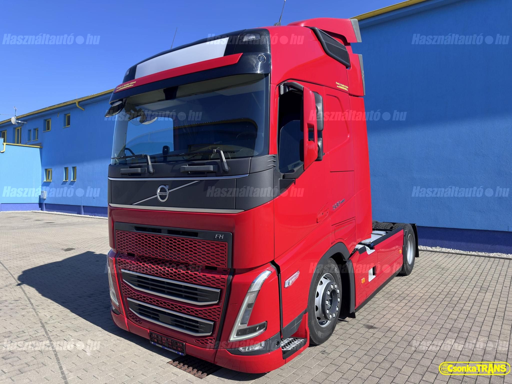VOLVO 2022/8 - 1