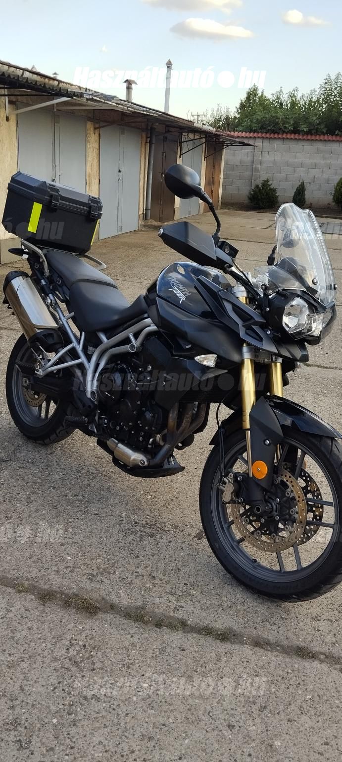 TRIUMPH TIGER 800 2011 - 1