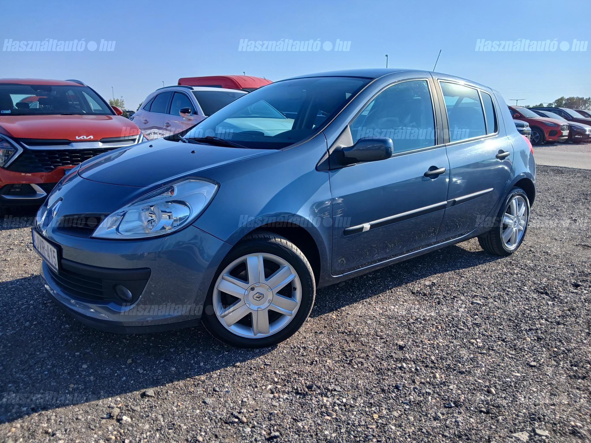 RENAULT CLIO 2005/10 - 1