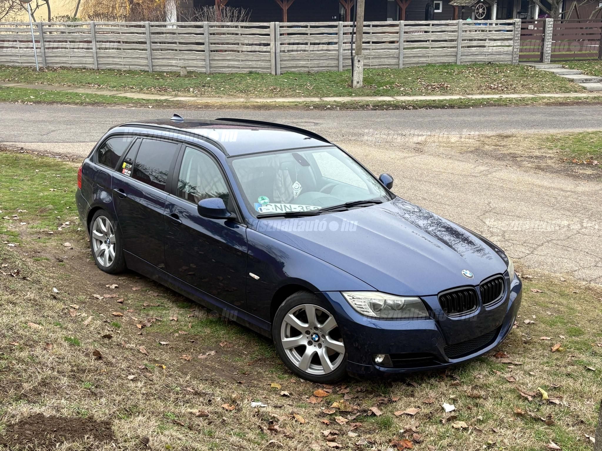 BMW 318 2010/10 - 1