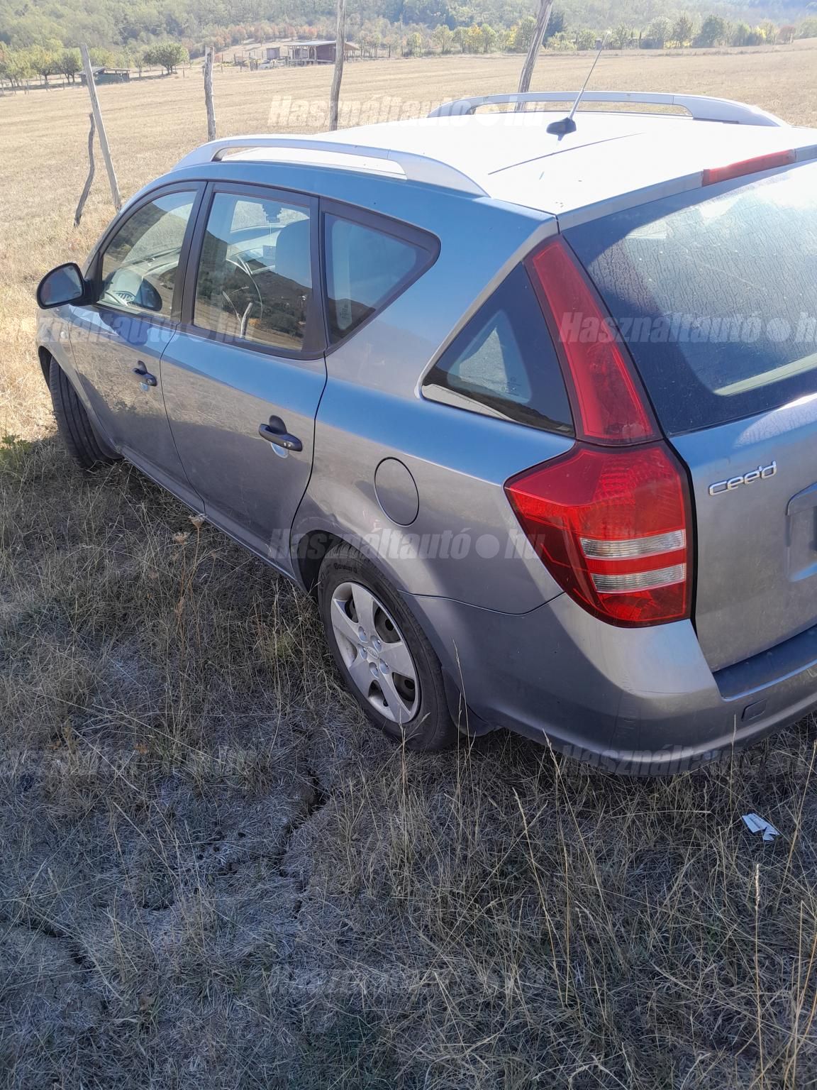 KIA CEE'D 2008/12 - 1