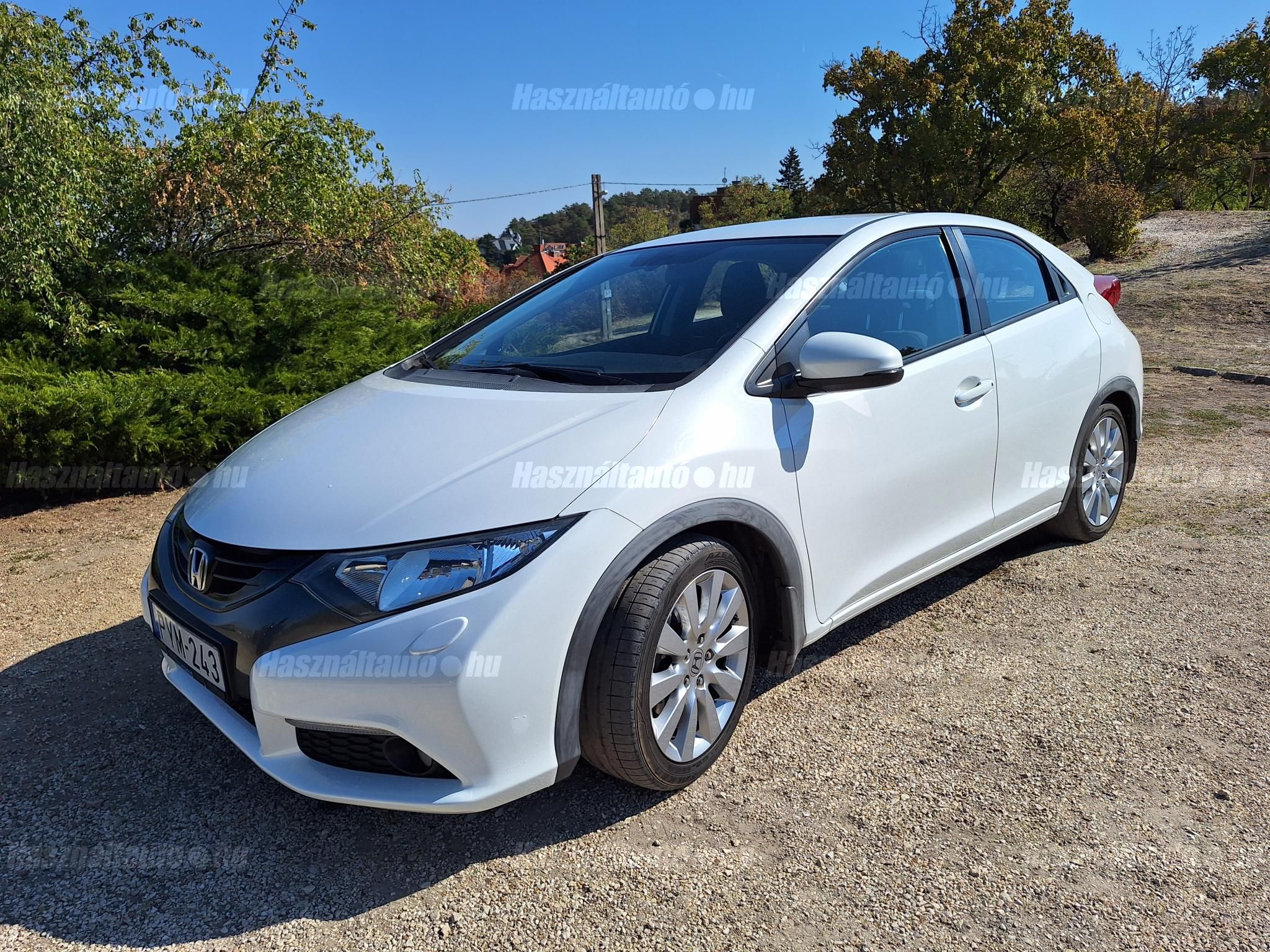 HONDA CIVIC 2013/6 - 1