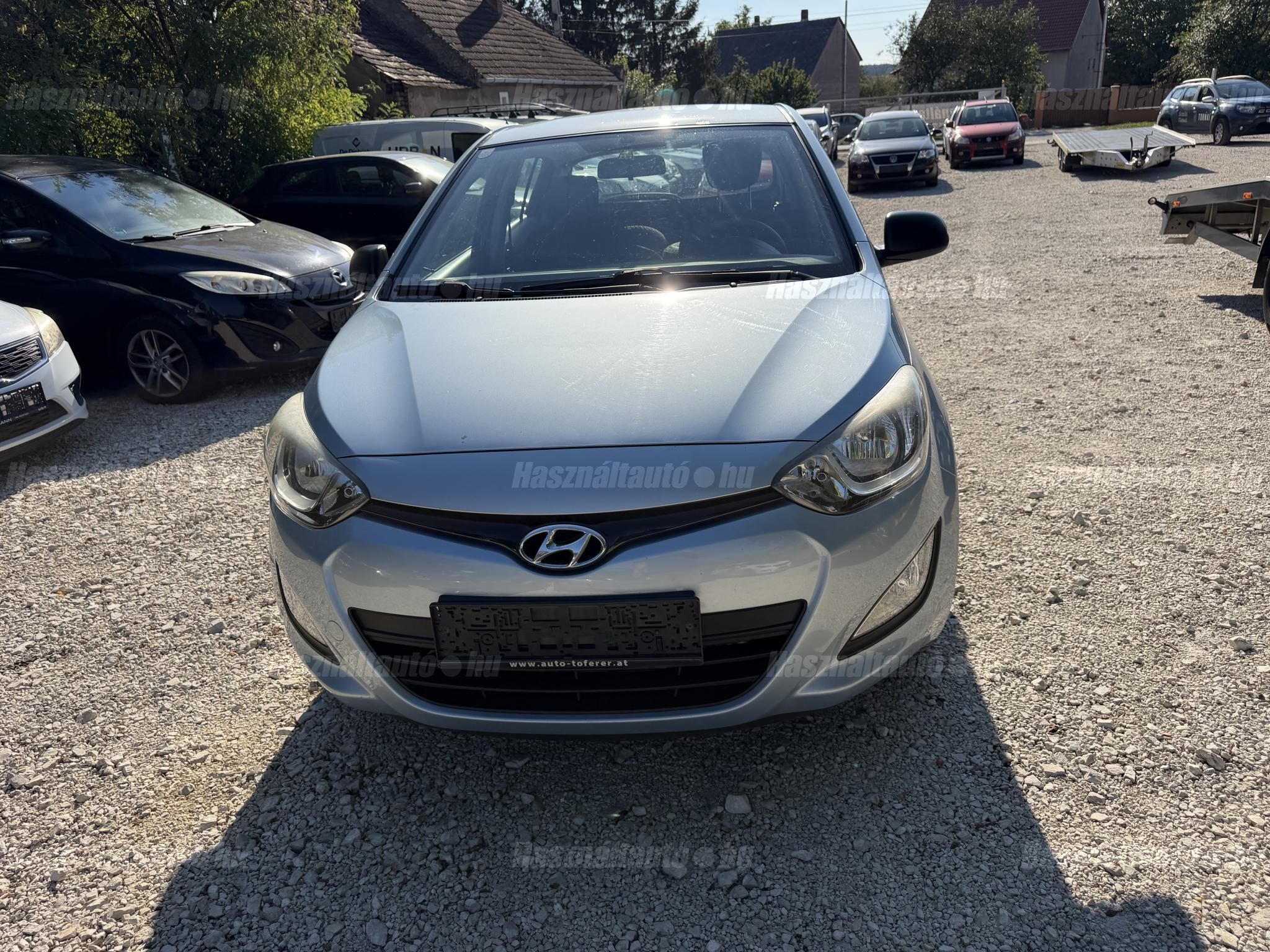 HYUNDAI I20 2013/6 - 1