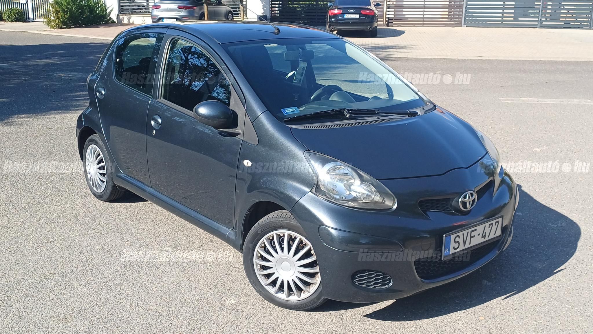 TOYOTA AYGO 2009/7 - 1