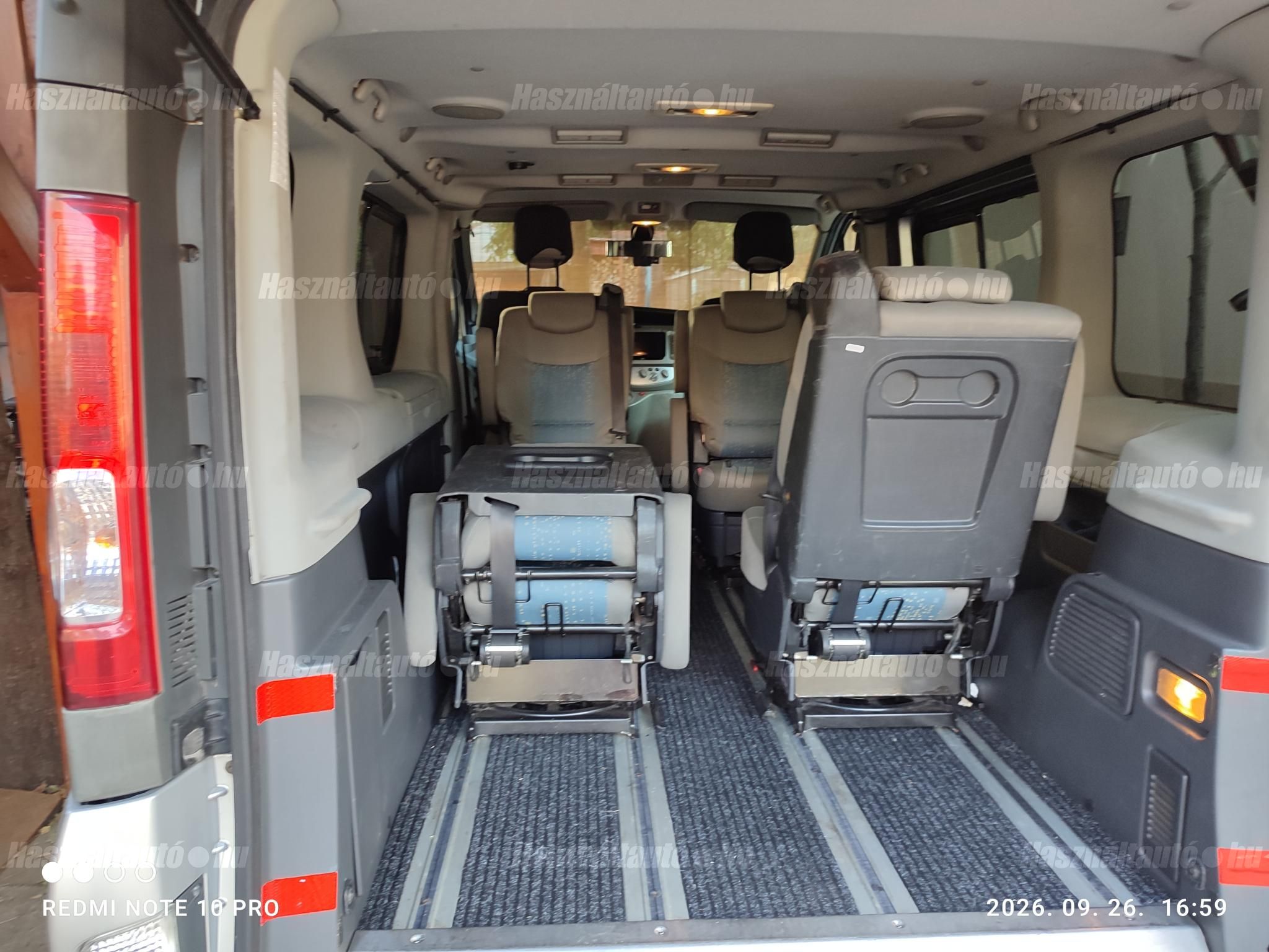 RENAULT TRAFIC 2008/11 - 1