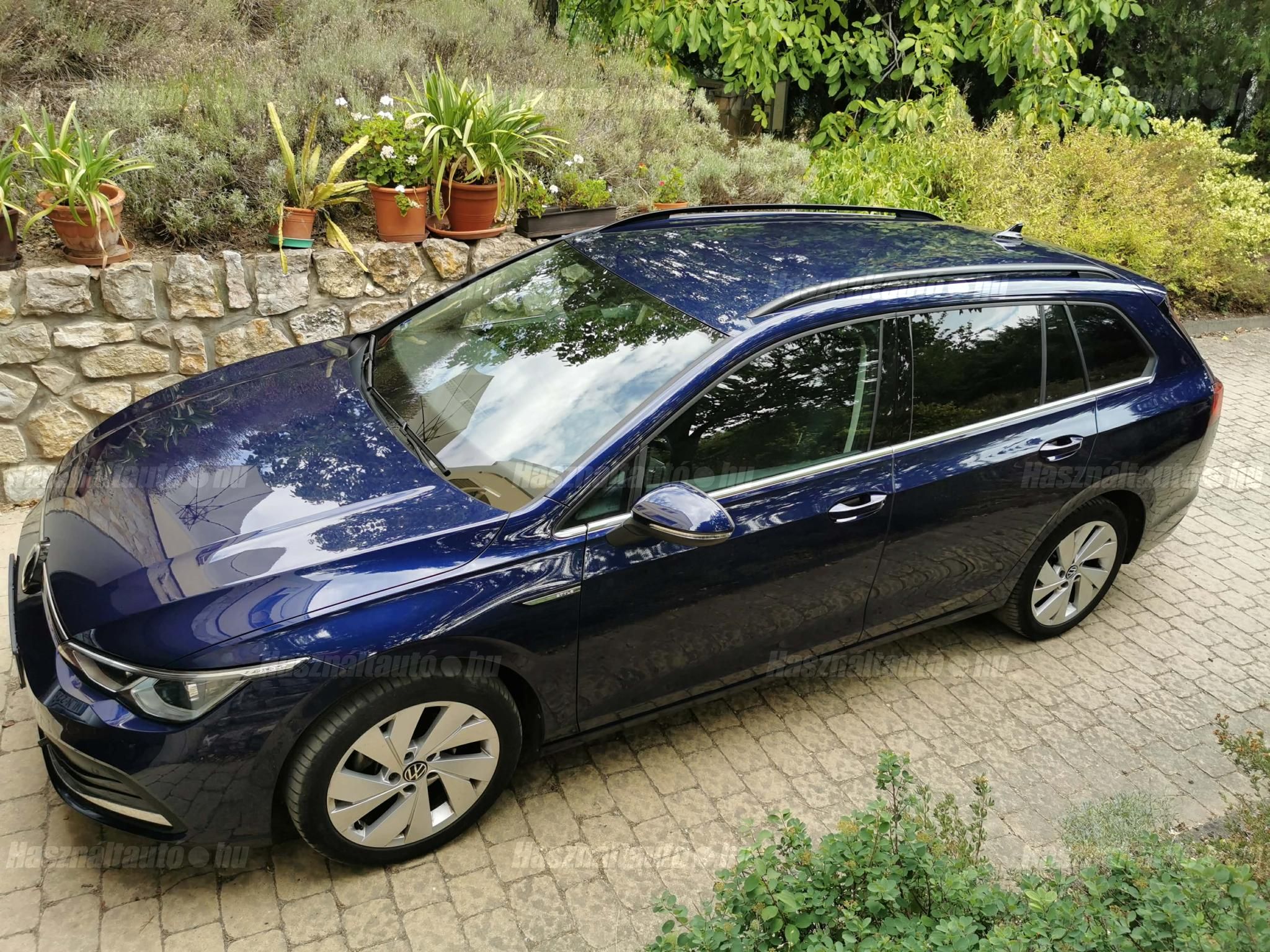 VOLKSWAGEN GOLF VIII 2023/5 - 1
