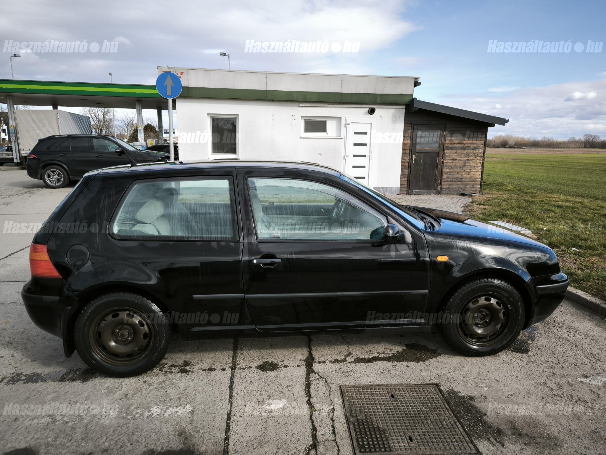 VOLKSWAGEN GOLF IV 1999/4 - 1