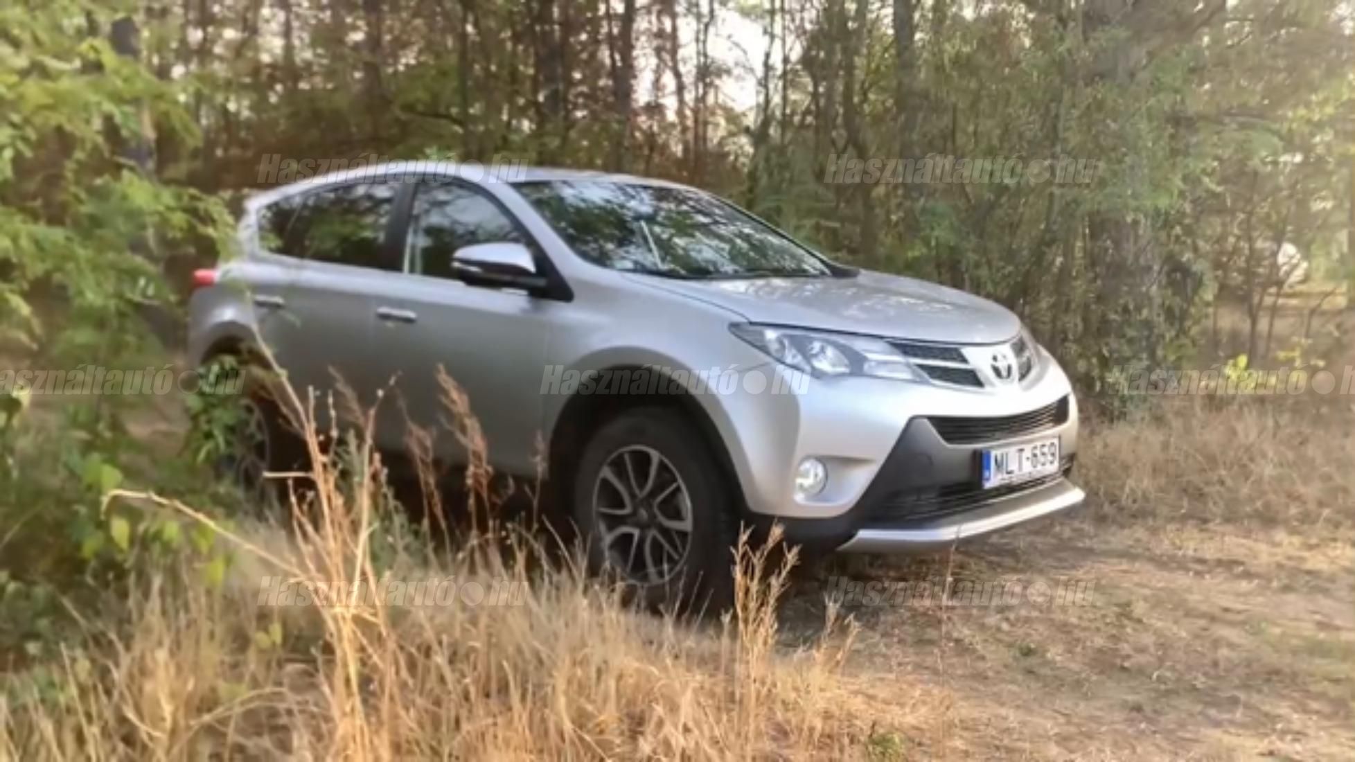 TOYOTA RAV 4 2013/8 - 1