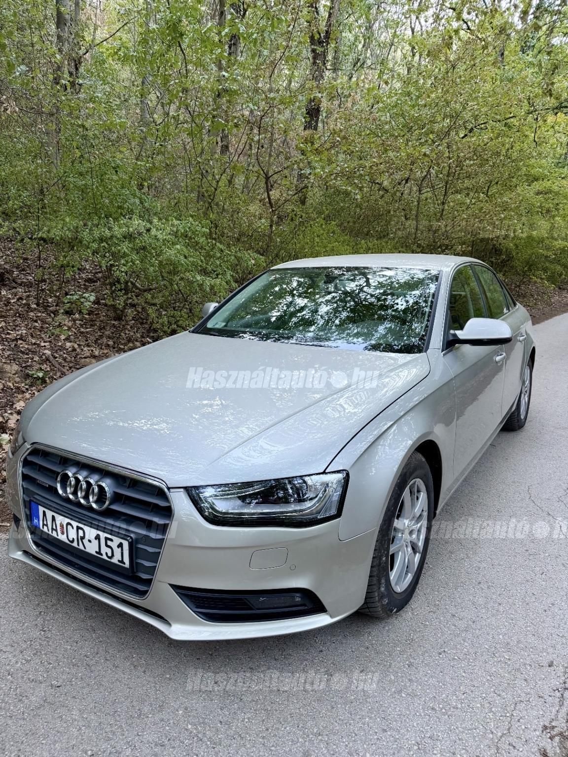 AUDI A4 2014/12 - 1