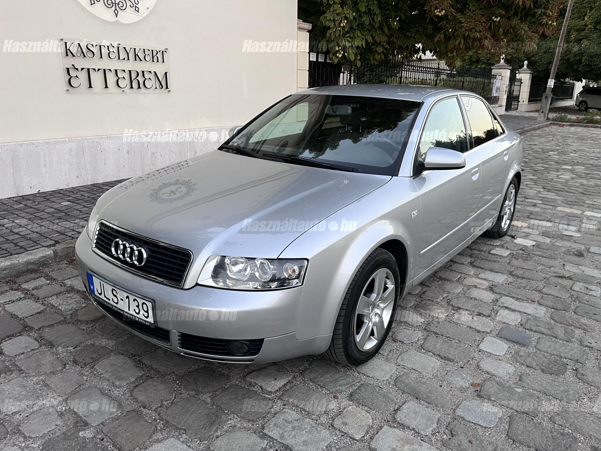 AUDI A4 2004/11 - 1