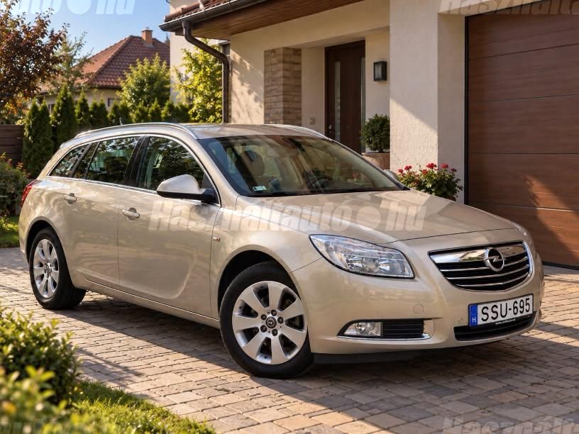OPEL INSIGNIA 2011/4 - 1