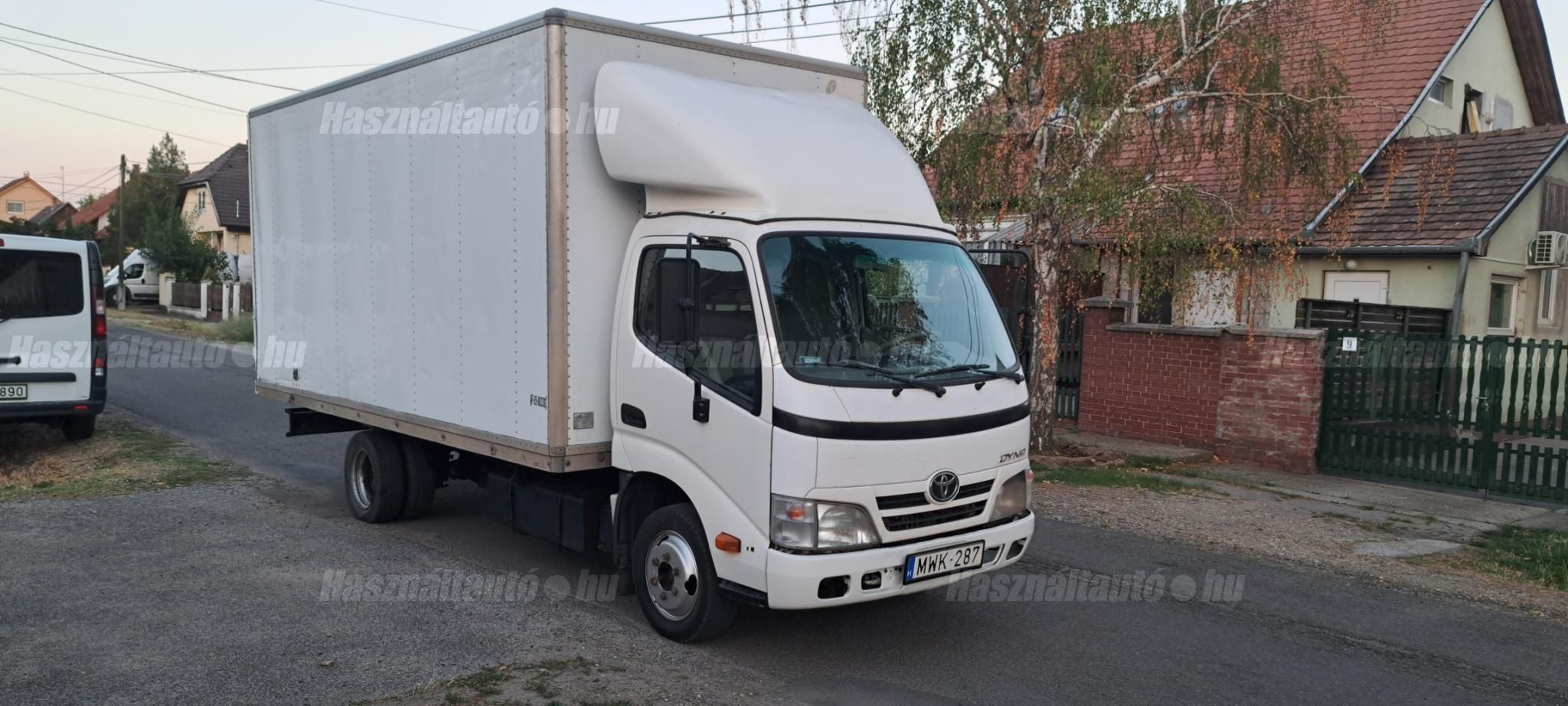 TOYOTA DYNA 2014/9 - 1