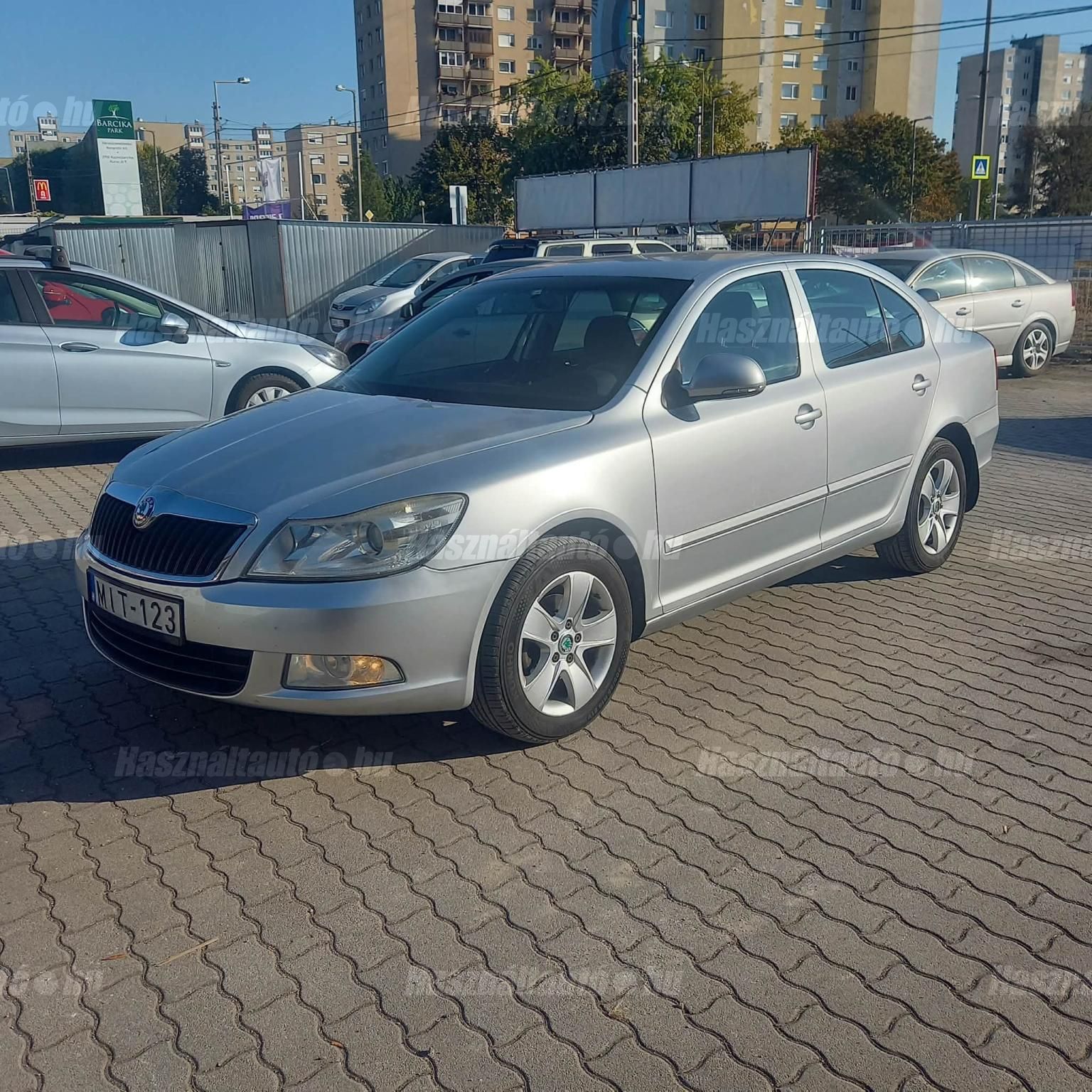 SKODA OCTAVIA 2013/5 - 1