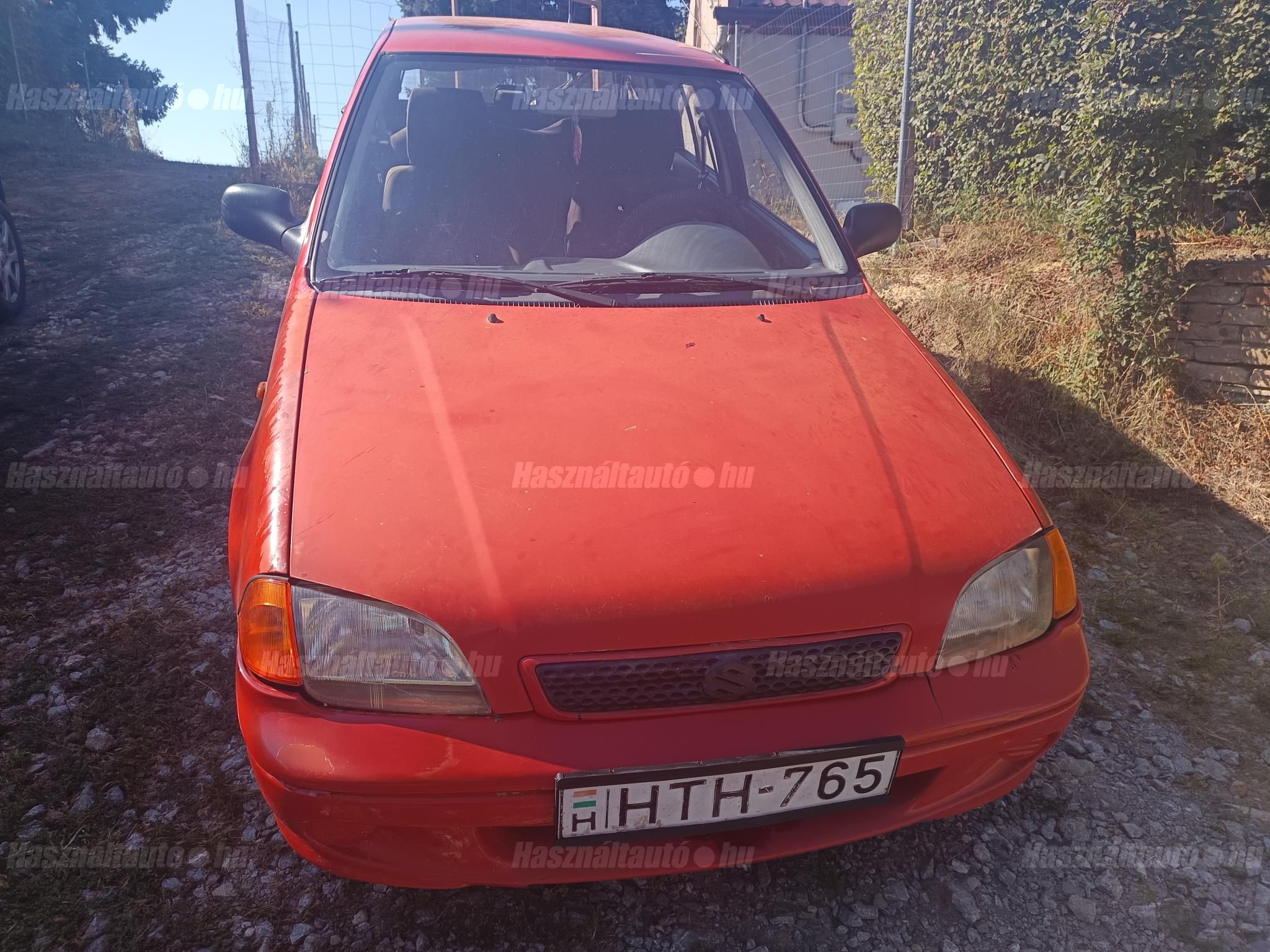 SUZUKI SWIFT 2001/8 - 1
