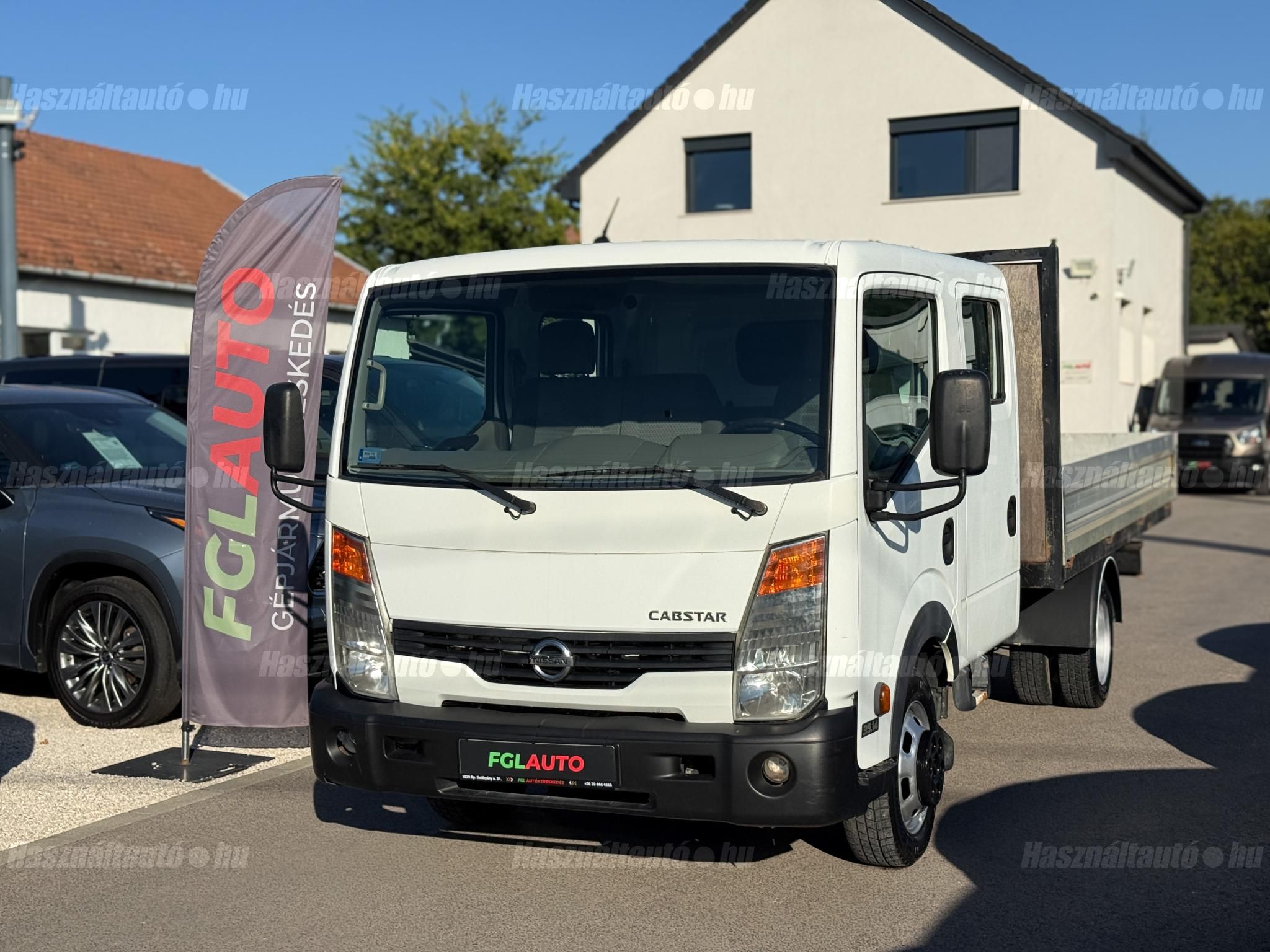 NISSAN CABSTAR 2012/10 - 1
