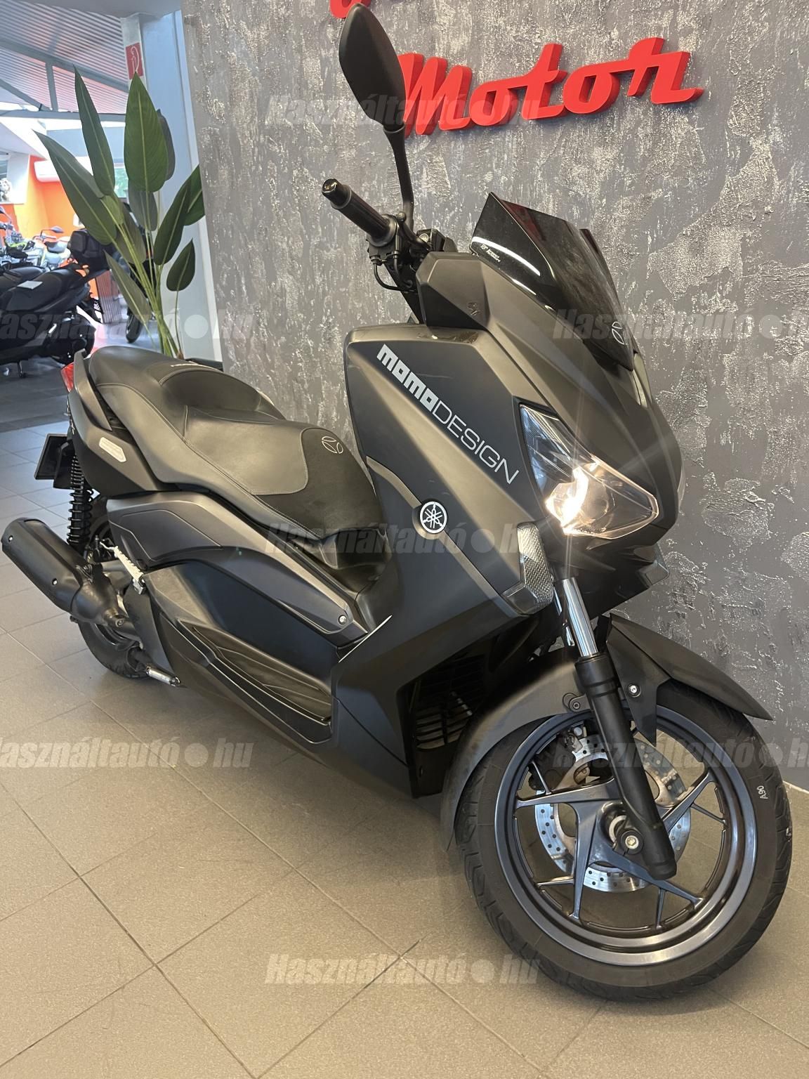 YAMAHA X-MAX 250 2015/4 - 1