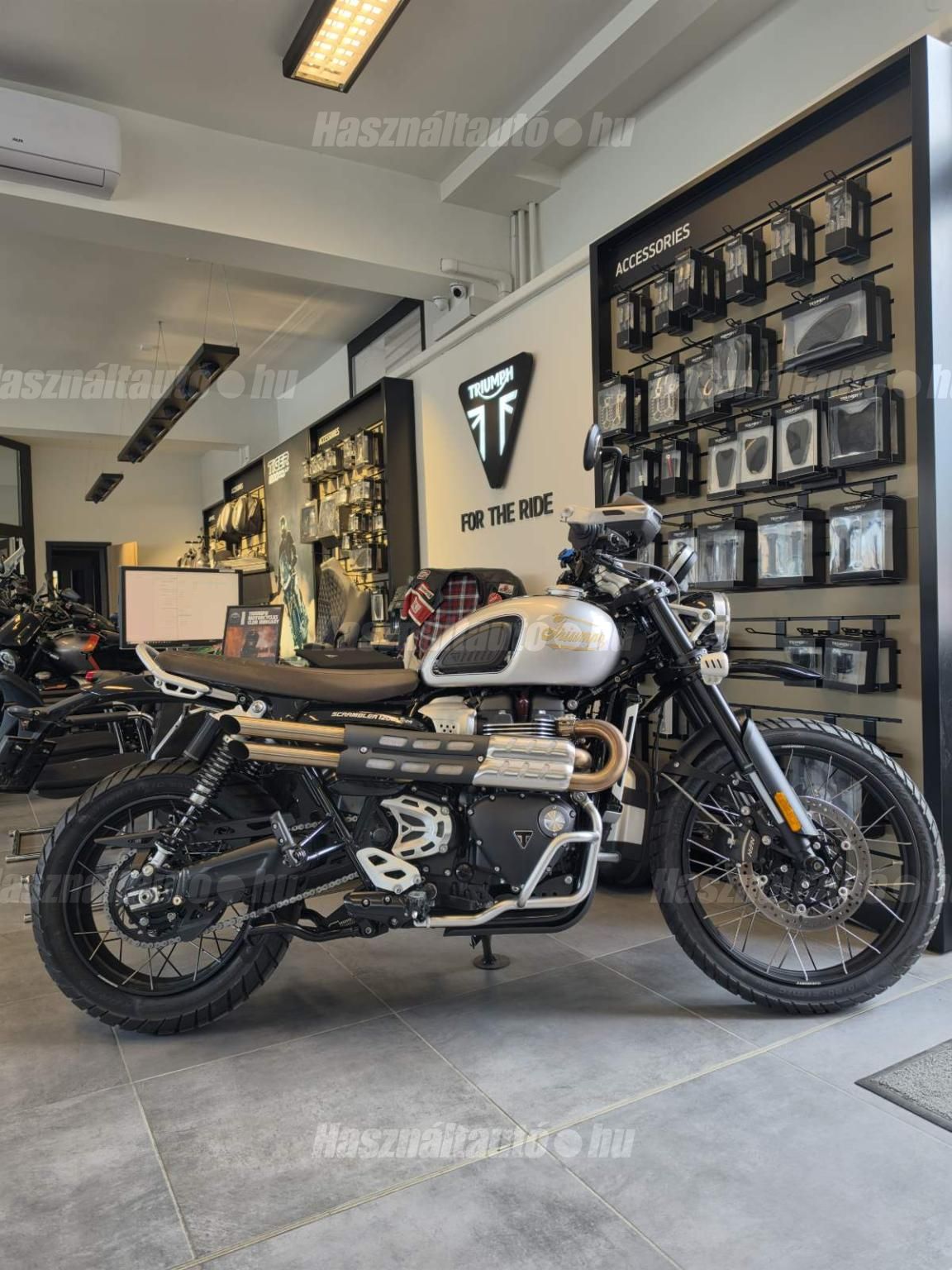 TRIUMPH SCRAMBLER 2026/3 - 1