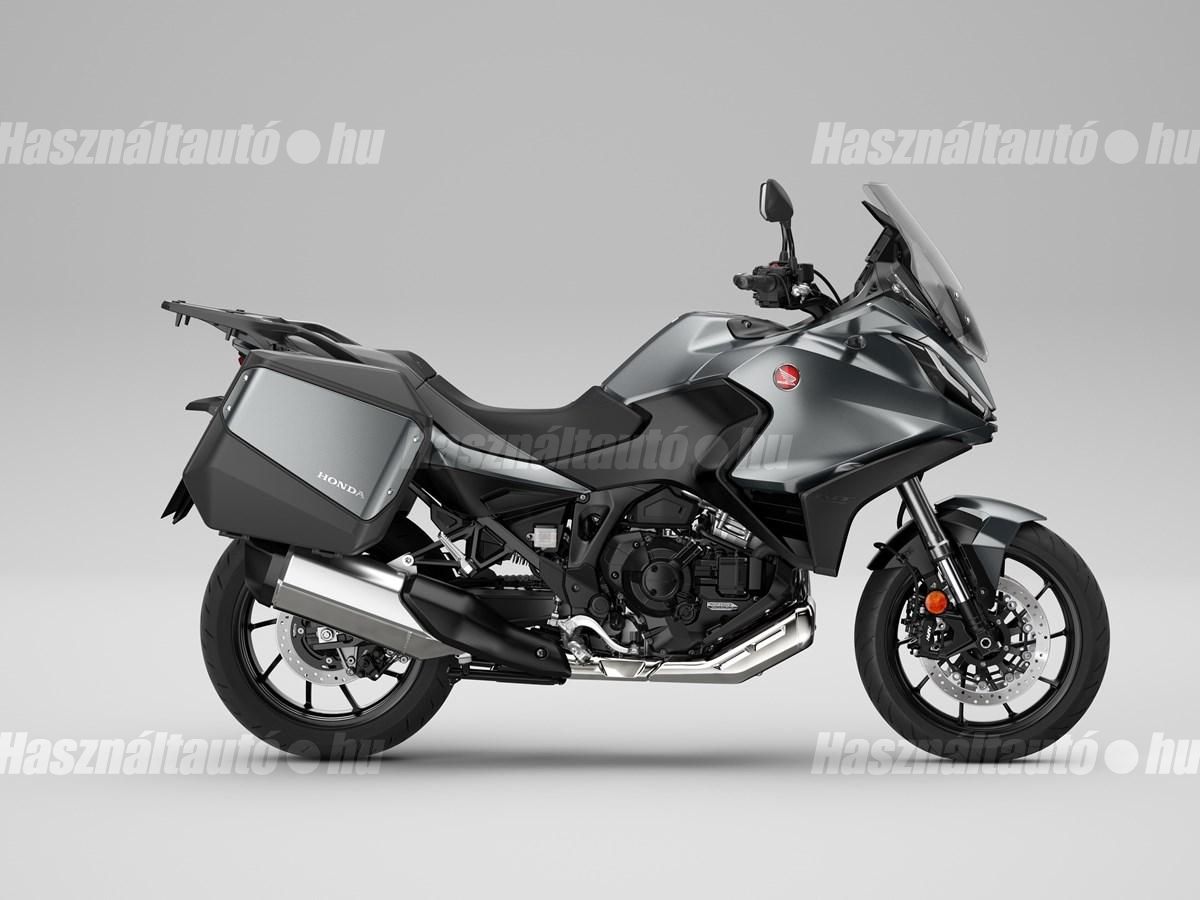 HONDA NT 1100 D 2026/10 - 1