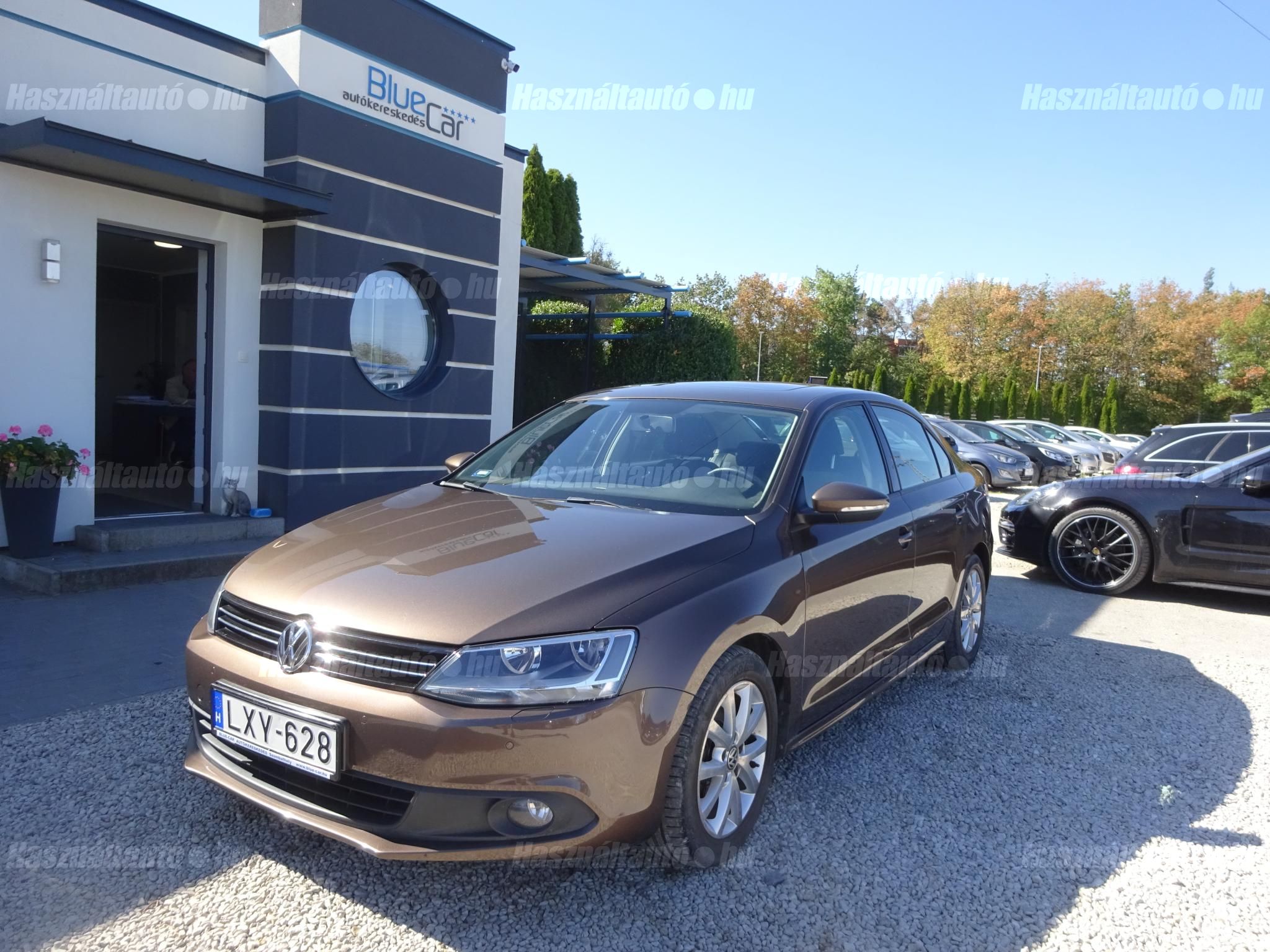 VOLKSWAGEN JETTA 2011/8 - 1