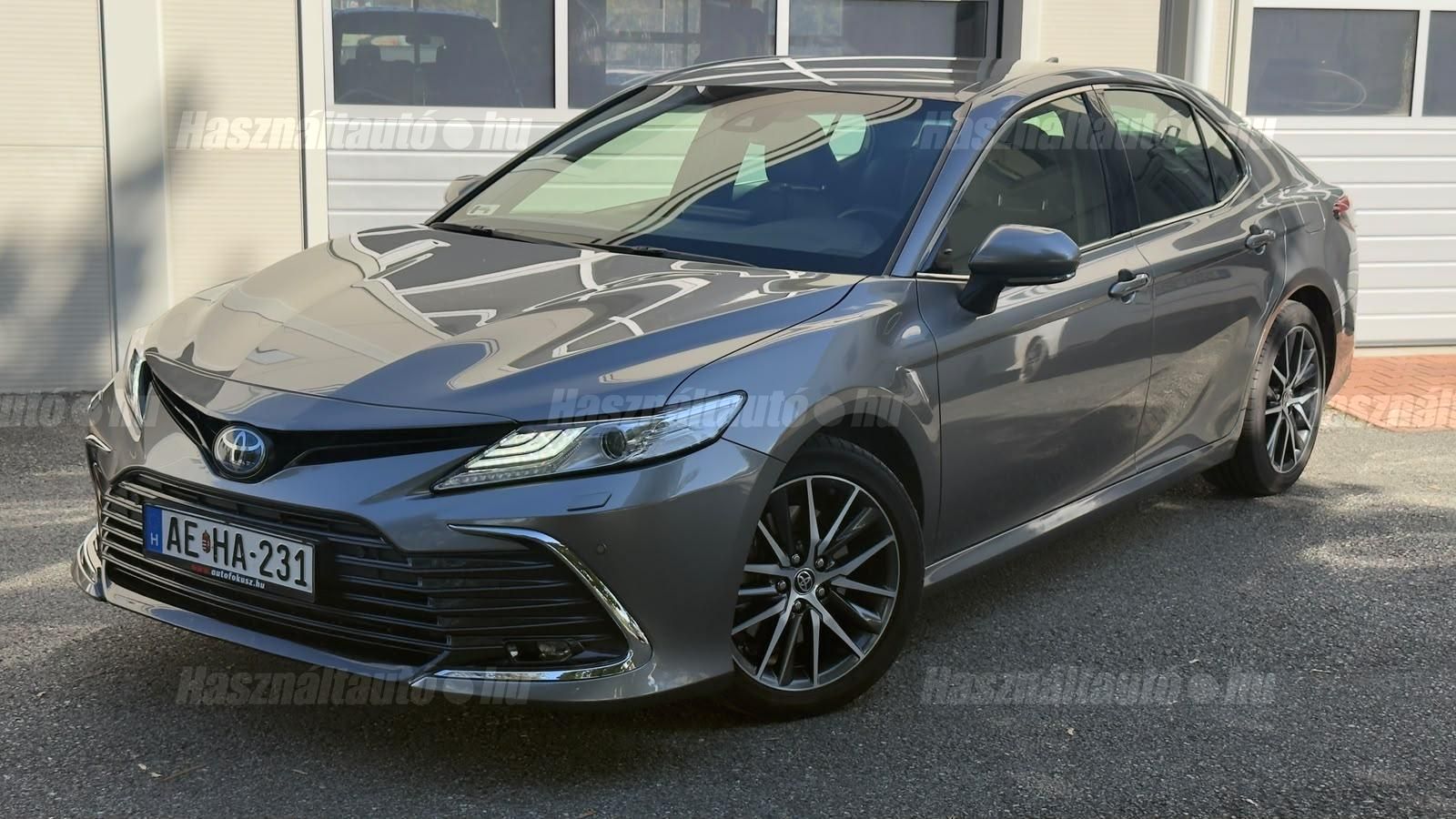 TOYOTA CAMRY 2024/2 - 1