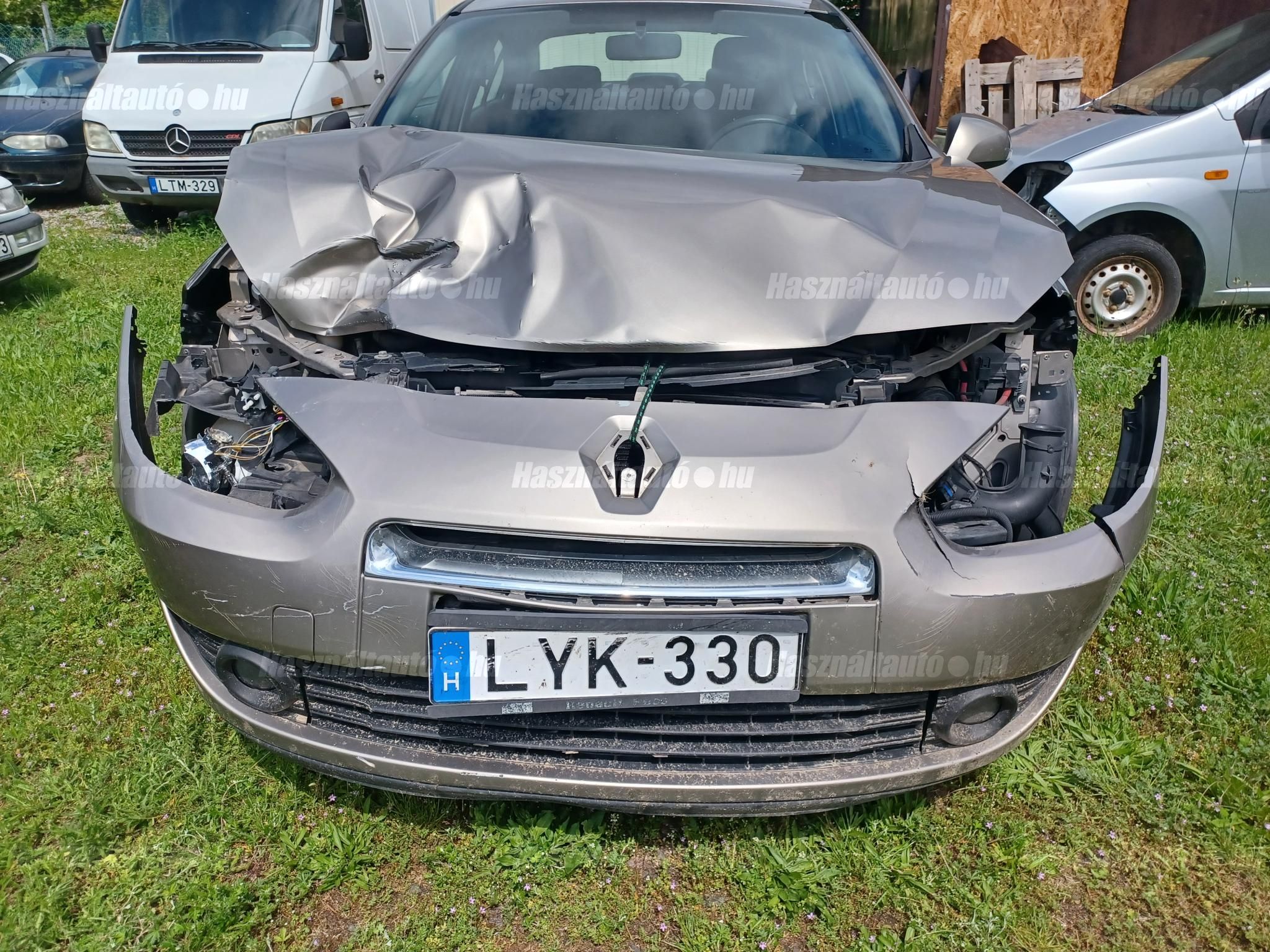 RENAULT FLUENCE 2011/9 - 1