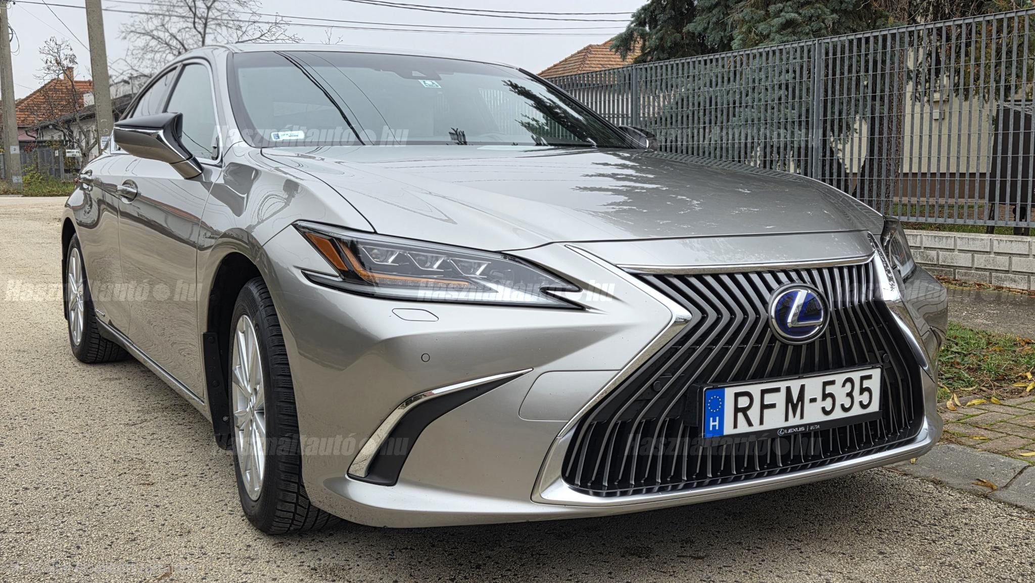 LEXUS ES 2019/2 - 1