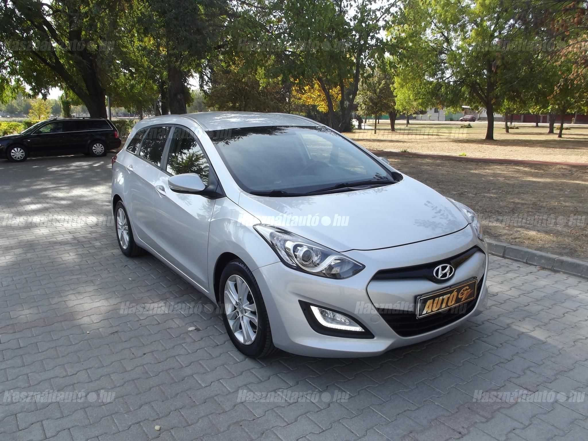 HYUNDAI I30 2015/3 - 1