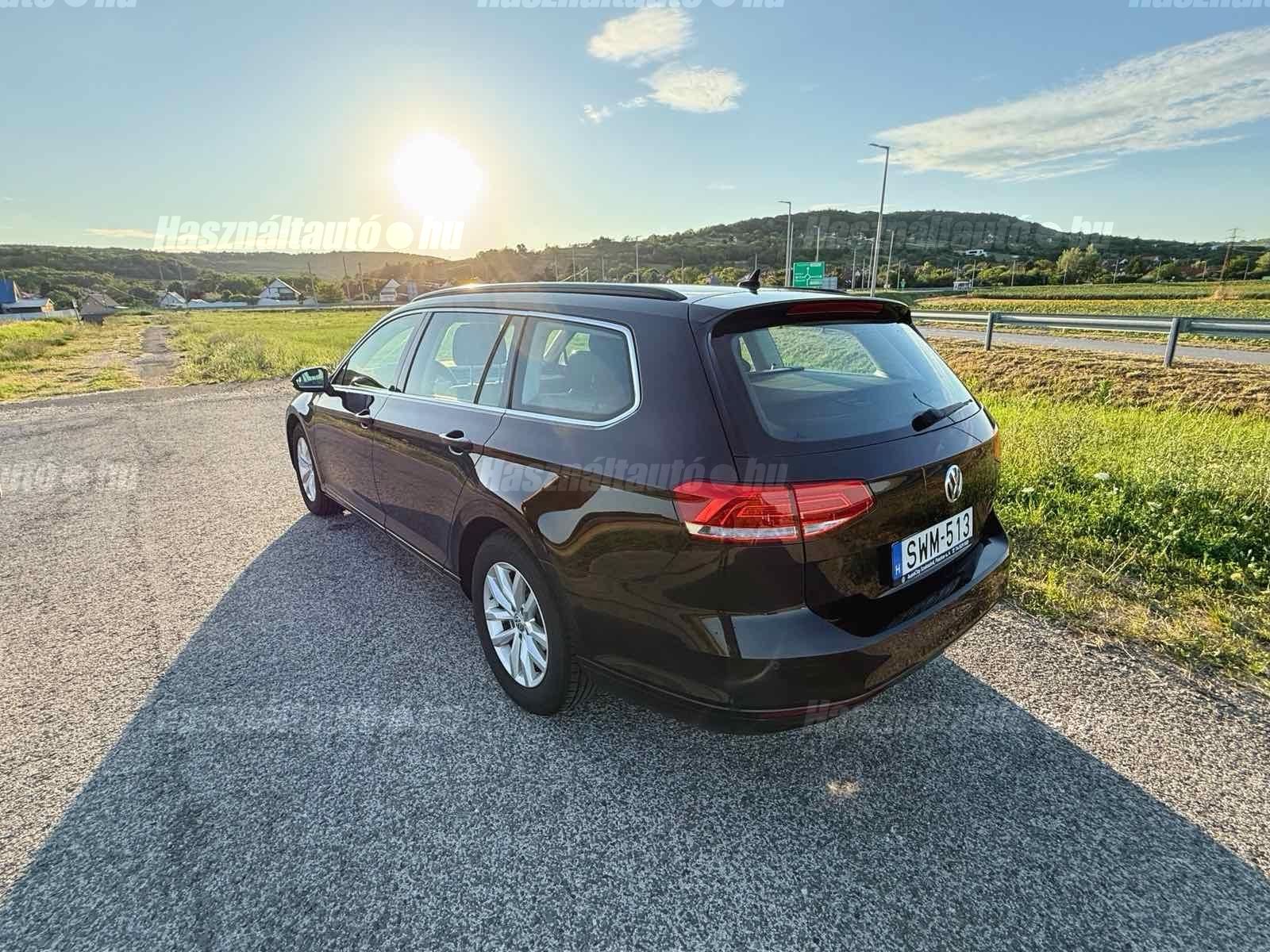 VOLKSWAGEN PASSAT VIII 2016/1 - 1
