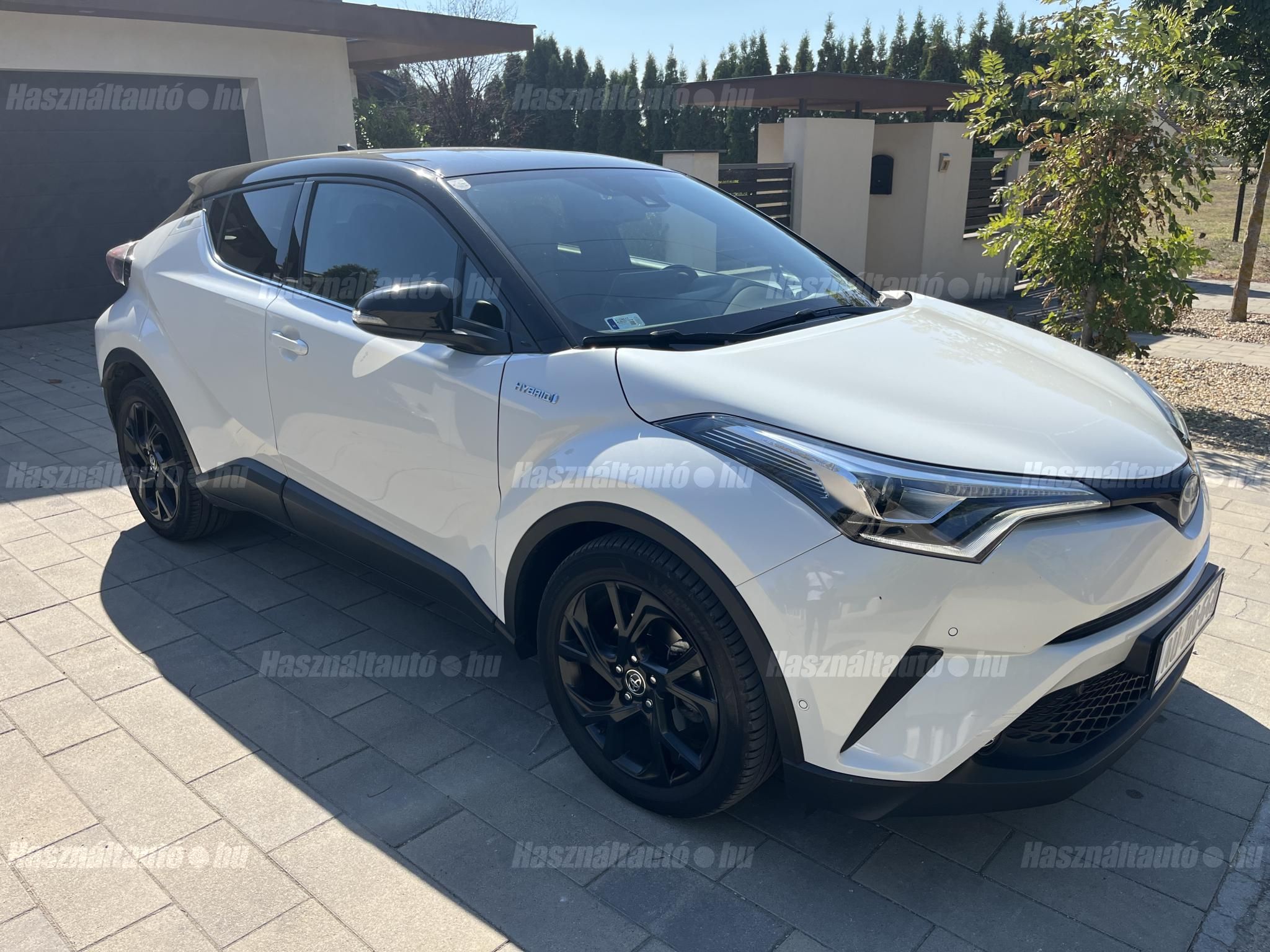 TOYOTA C-HR 2018/10 - 1