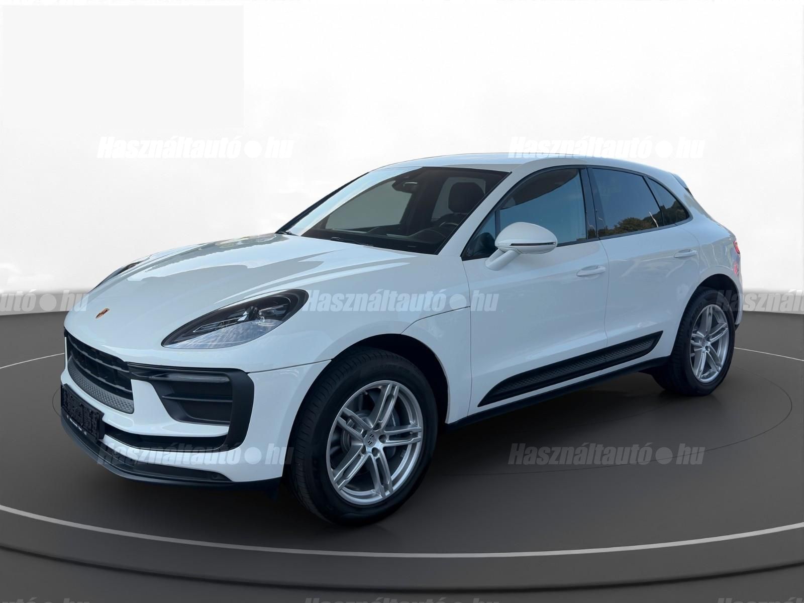 PORSCHE MACAN 2023/7 - 1