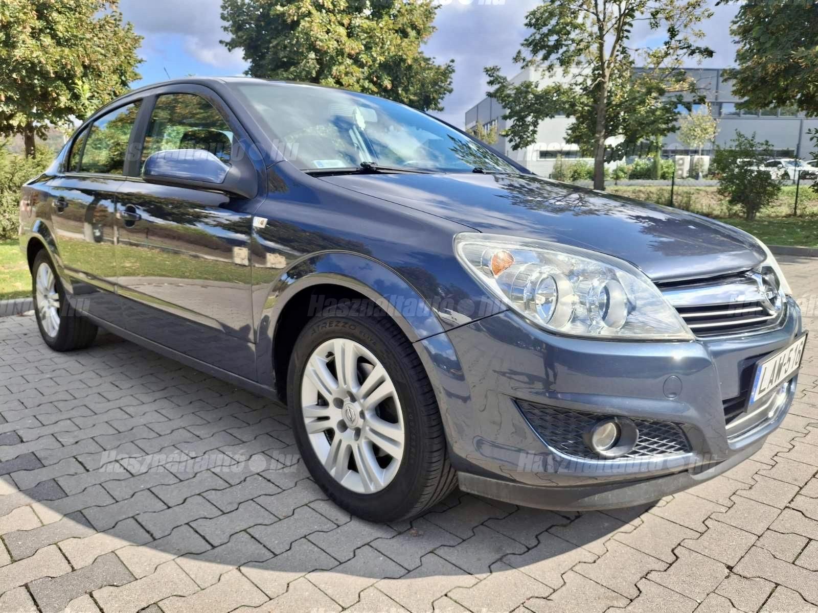 OPEL ASTRA H 2008/3 - 1