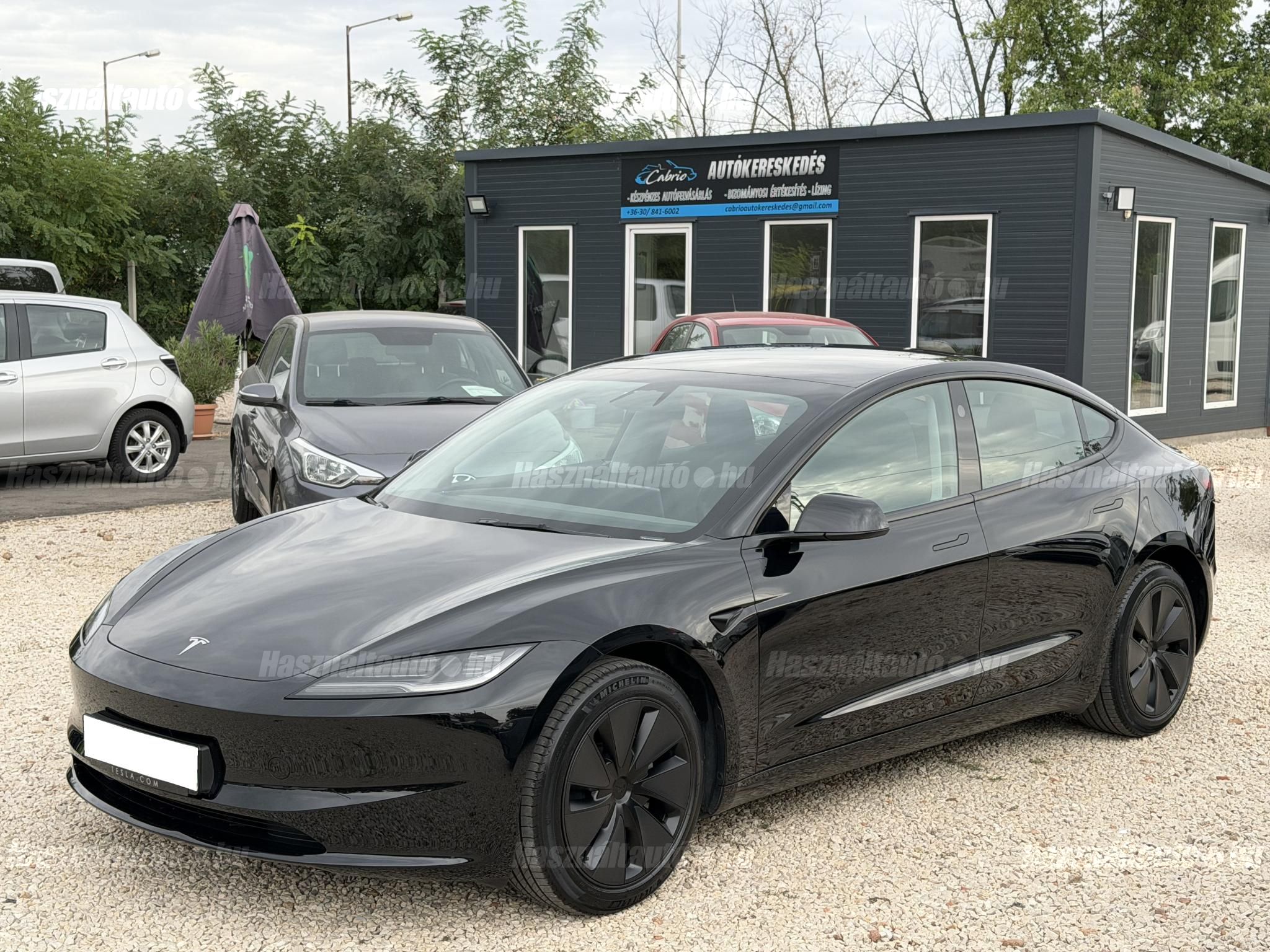 TESLA MODEL 3 2023/12 - 1