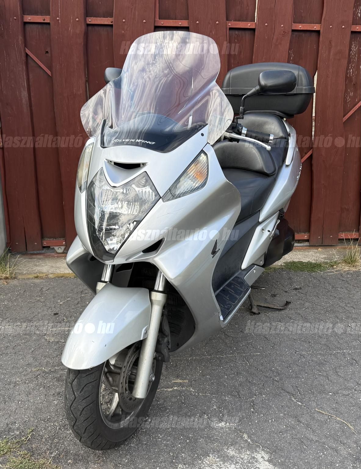 HONDA SILVER WING 400 2006/10 - 1