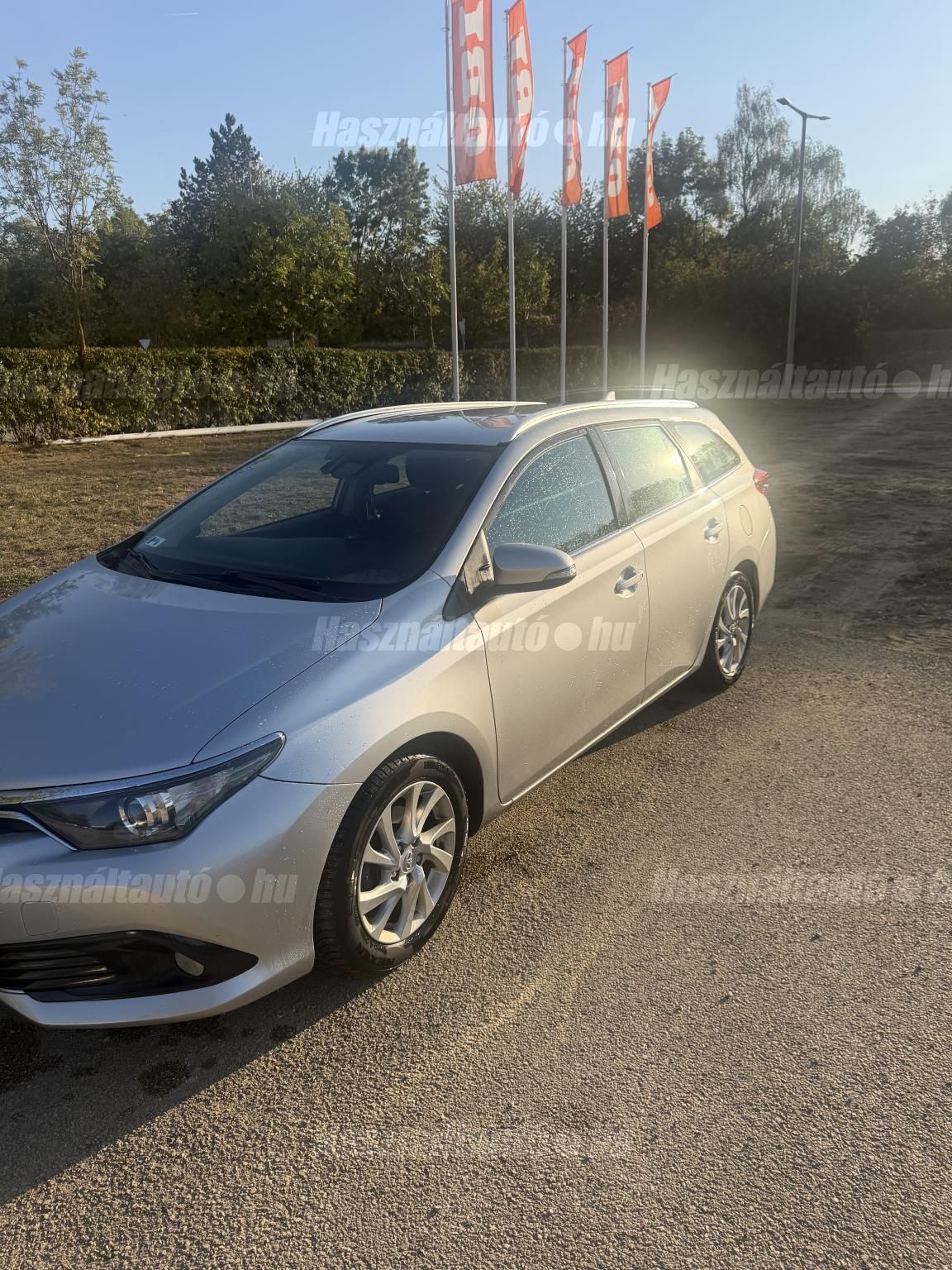 TOYOTA AURIS 2016/9 - 1