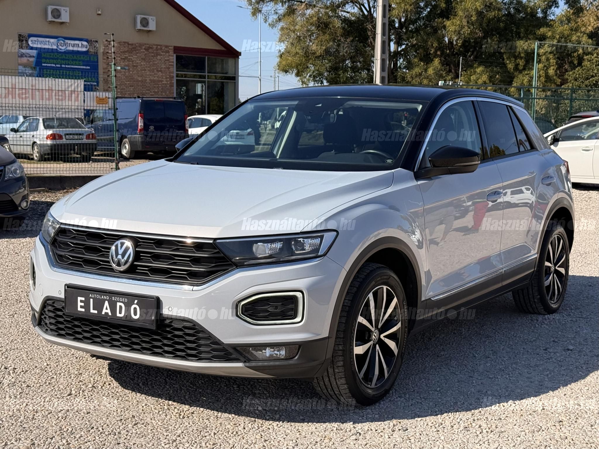 VOLKSWAGEN T-ROC 2018/3 - 1