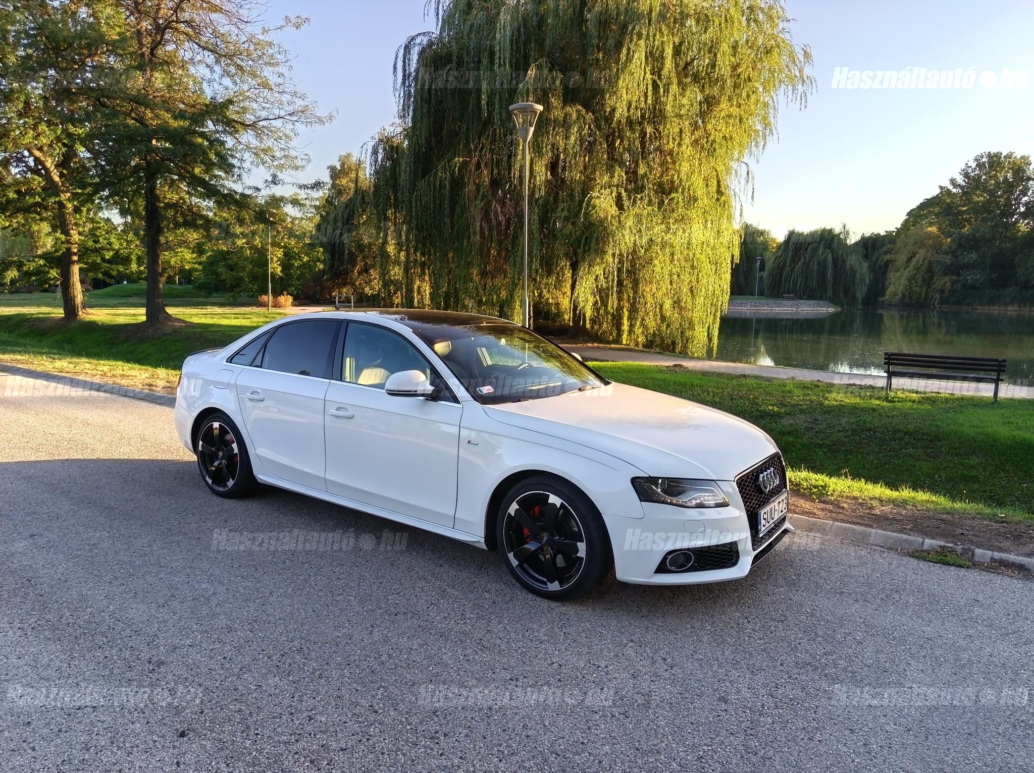 AUDI A4 2008/8 - 1